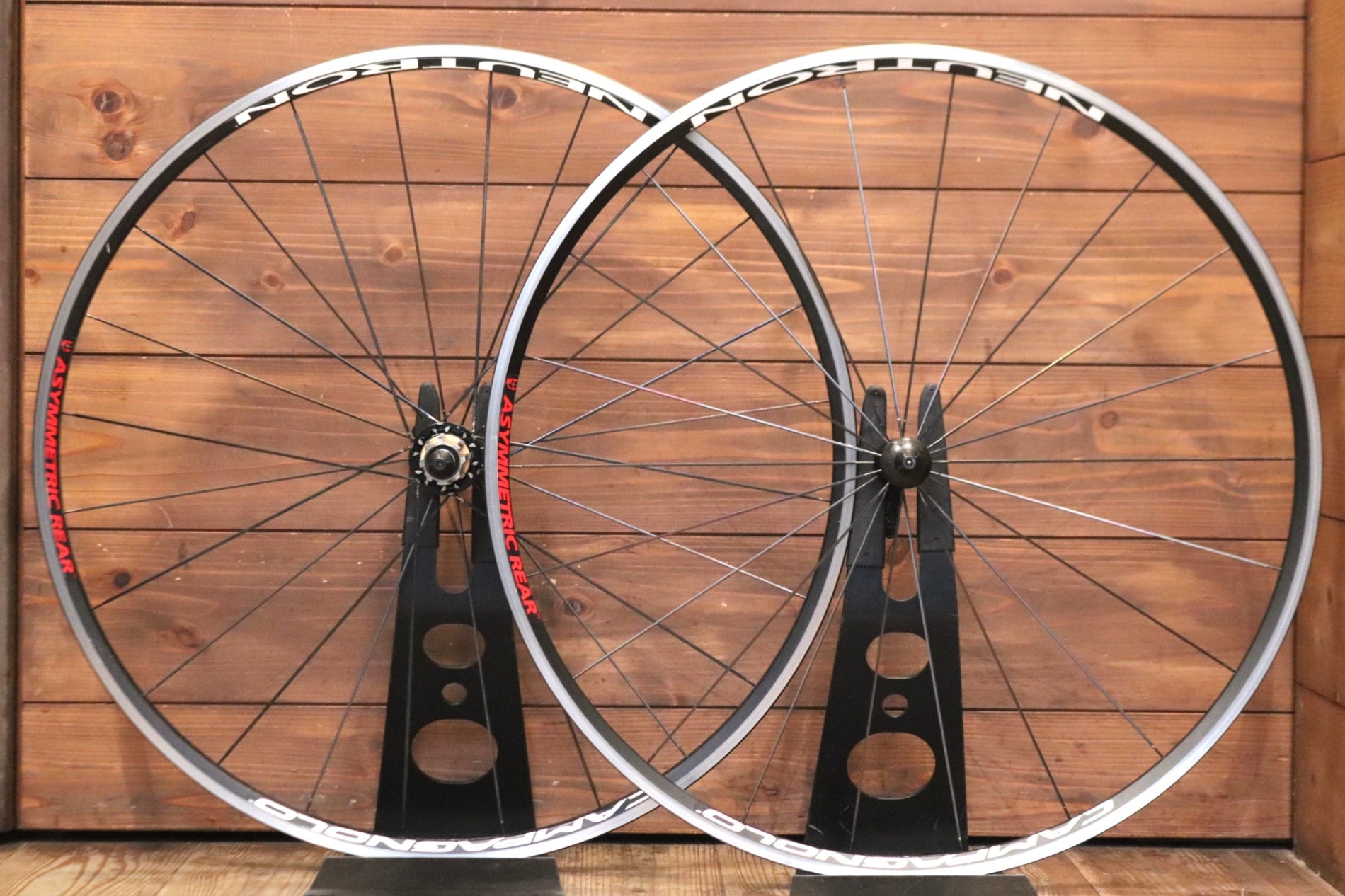 カンパニョーロ CAMPAGNOLO ニュートロン NEUTRON アルミ クリンチャー