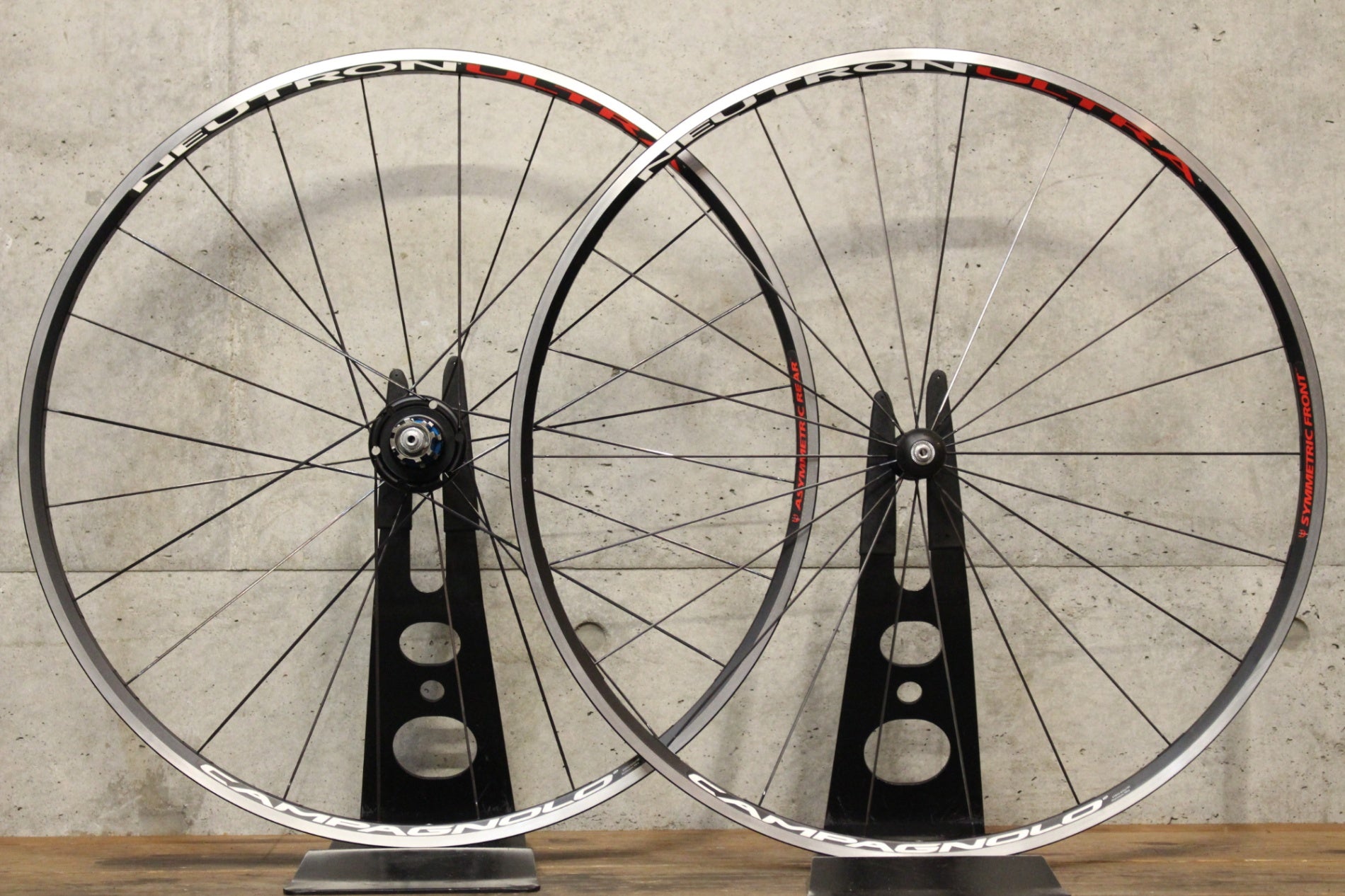 カンパニョーロ CAMPAGNOLO ニュートロン ウルトラ NEUTRON ULTRA