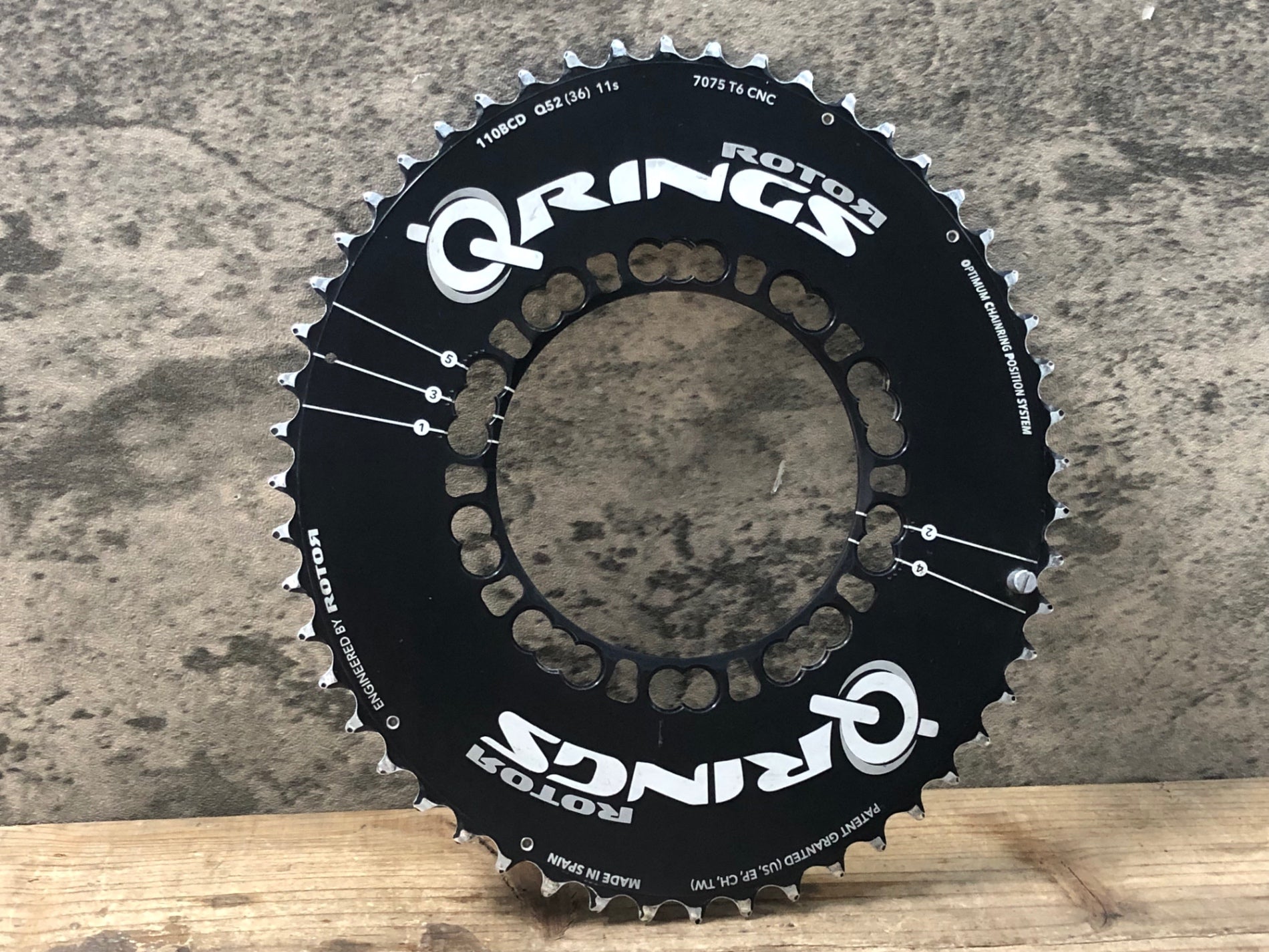 JX529 ローター ROTOR Q-RINGS チェーンリング 52T 楕円 110PCD – BICI