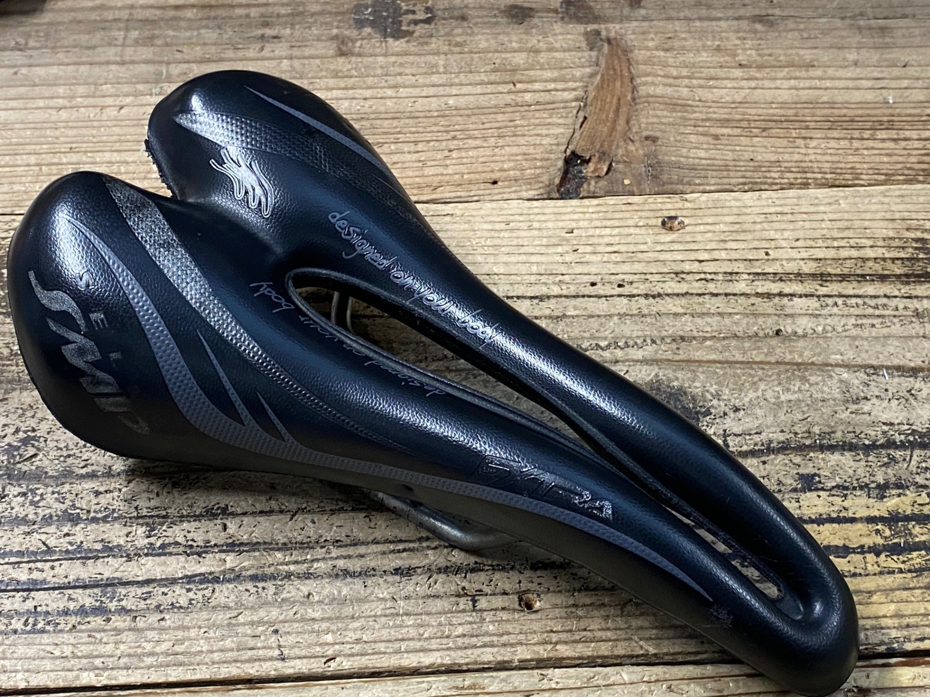 さるれ JT246 セラ SMP SELLE SMP EXTRA サドル スチールレール 破れあり
