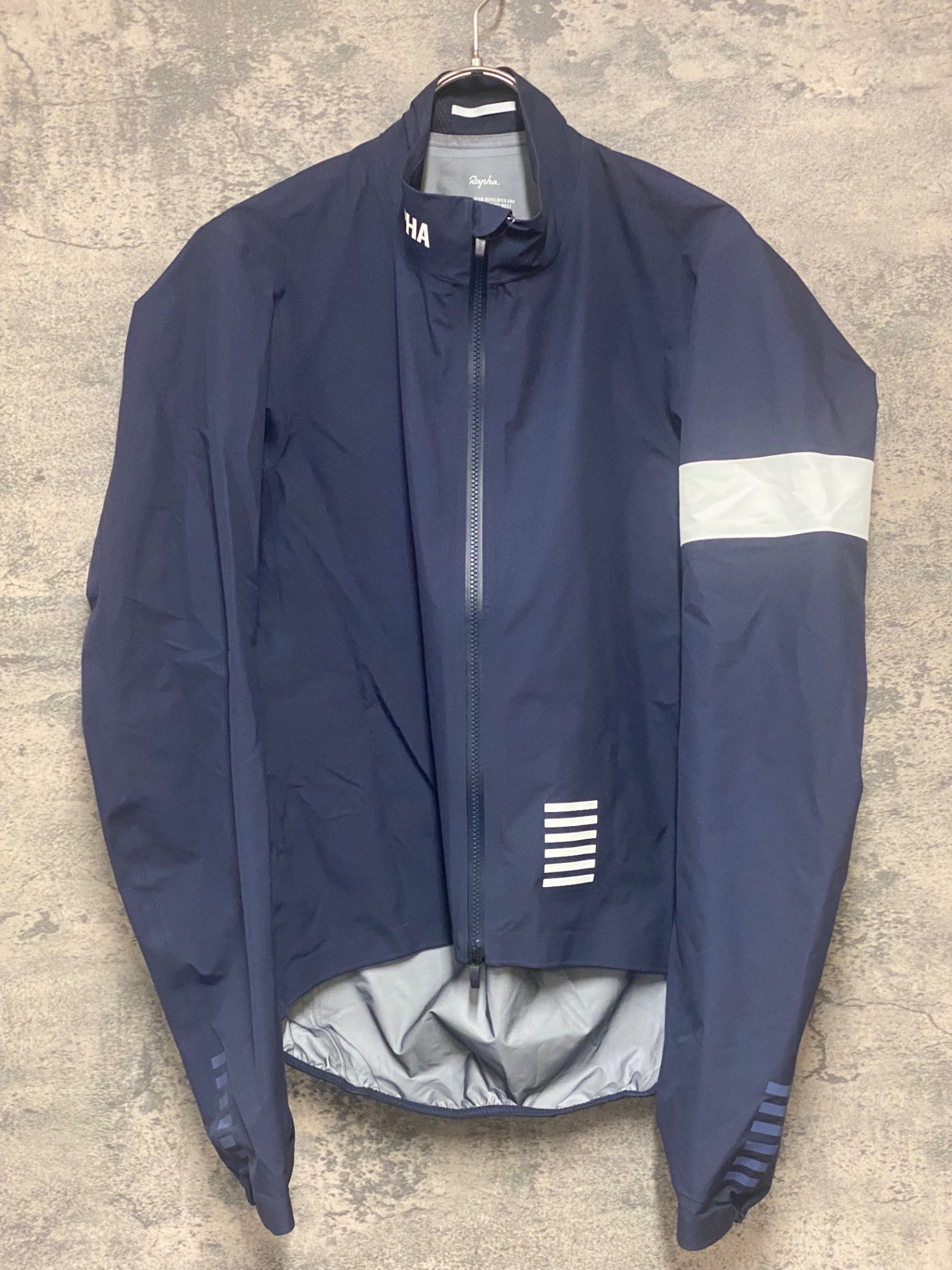 KD620 ラファ Rapha PRO TEAM RAIN JACKET 長袖 サイクルジャケット 紺