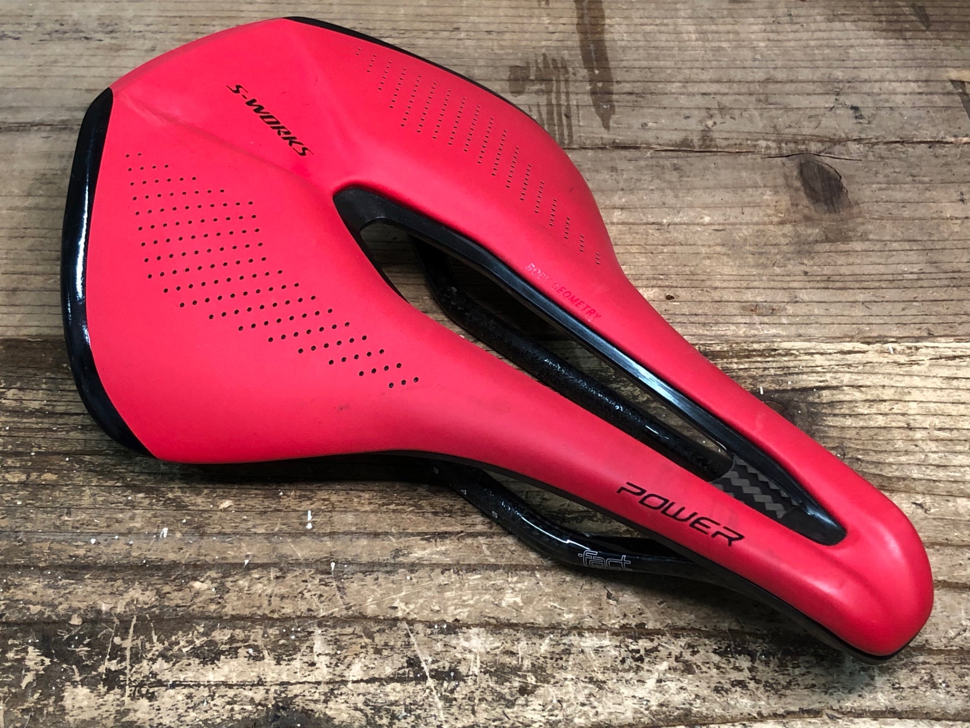 スペシャライズド パワー カーボンサドル 155mm S-WORKS POWER CARBON SADDLE BLK 155(155mm ブラック): サドル