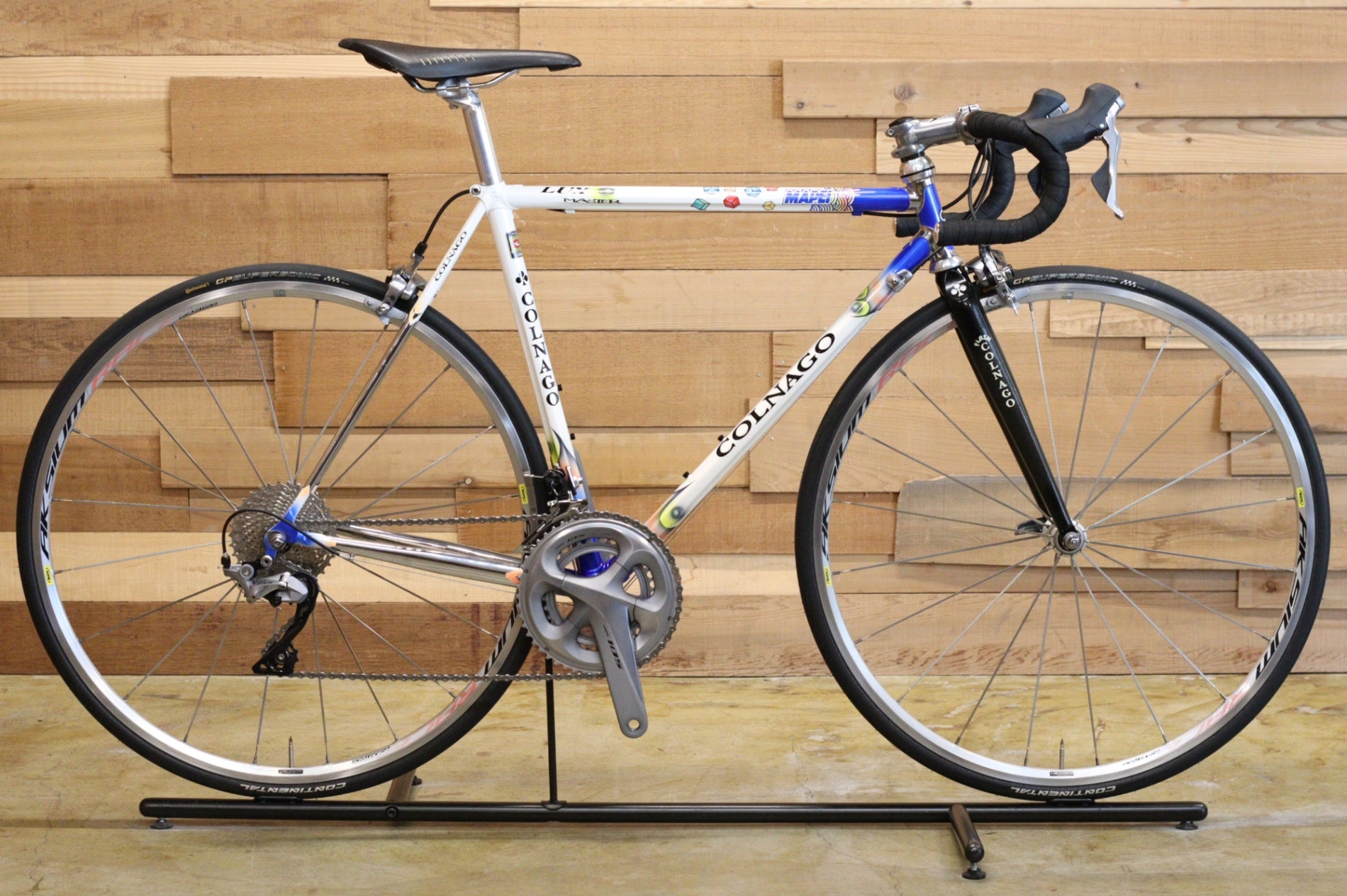 コルナゴ COLNAGO マスター MASTER LUX MAPEI カラー 2002頃モデル 520 コルナゴ COLNAGO マスター MASTER LUX MAPEI カラー 2002頃モデル 520