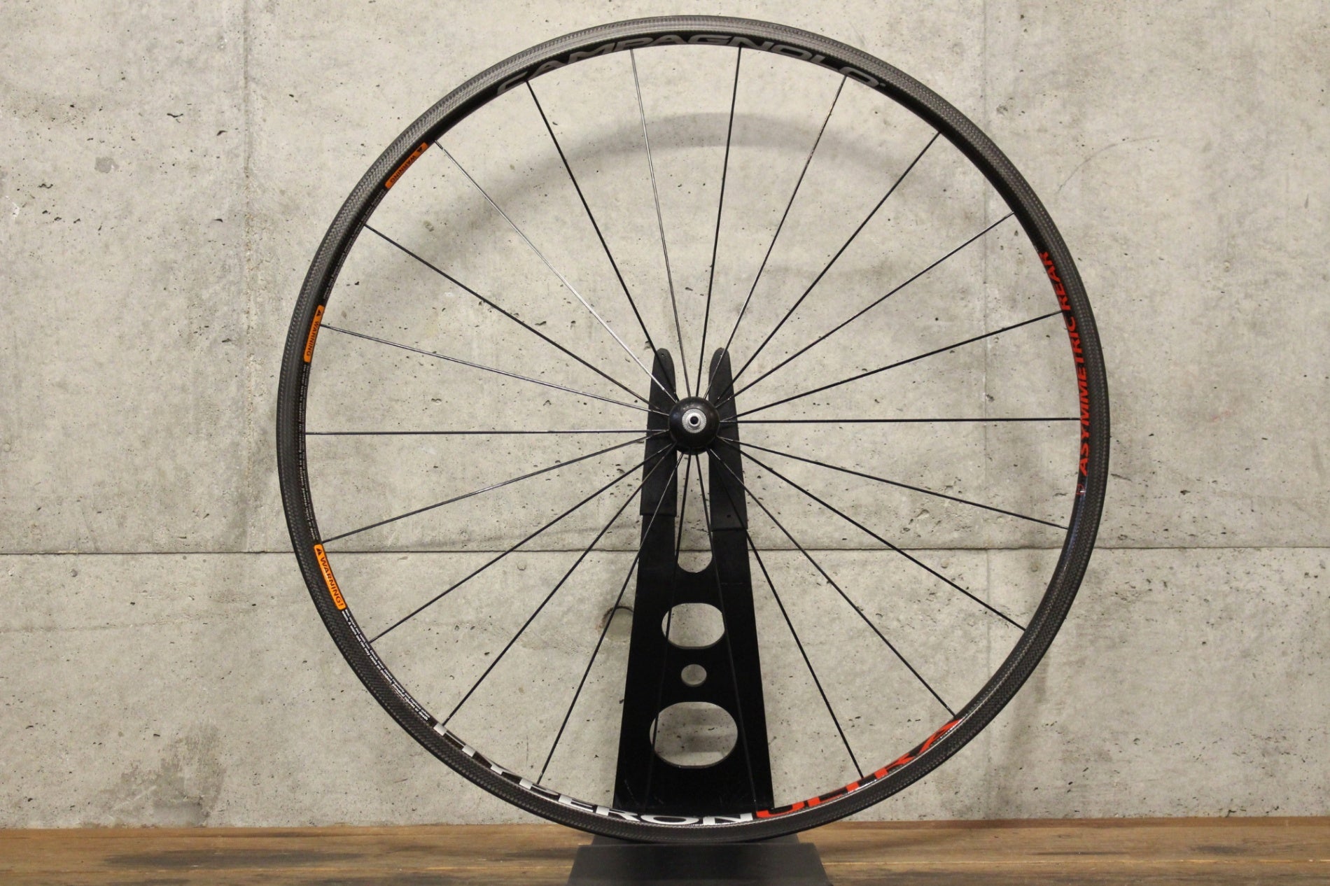 カンパニョーロ　ハイペロンウルトラ 　前後ペア　訳あり　クリンチャー　中古 カンパニョーロ ハイペロンウルトラ 前後ペア 訳あり