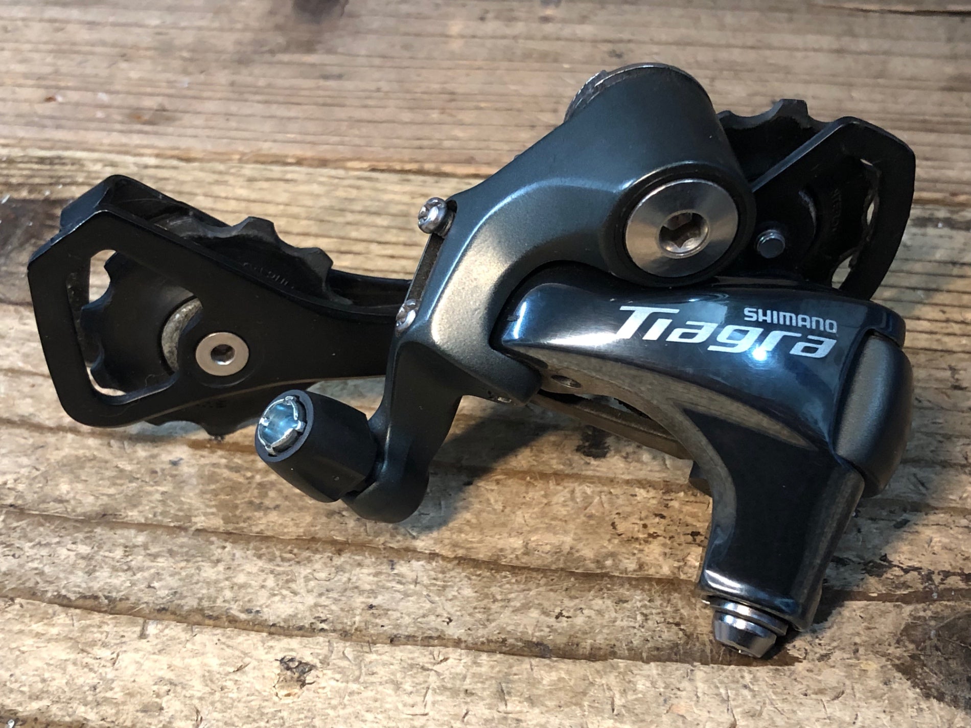 JW738 シマノ SHIMANO ティアグラ Tiagra RD-4700 リアディレイラー