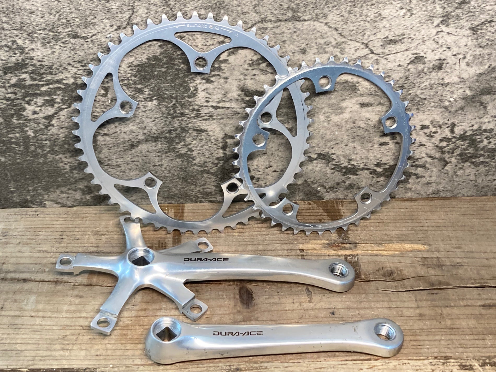 IN591 シマノ SHIMANO デュラエース DURA-ACE FC-7410 クランクセット