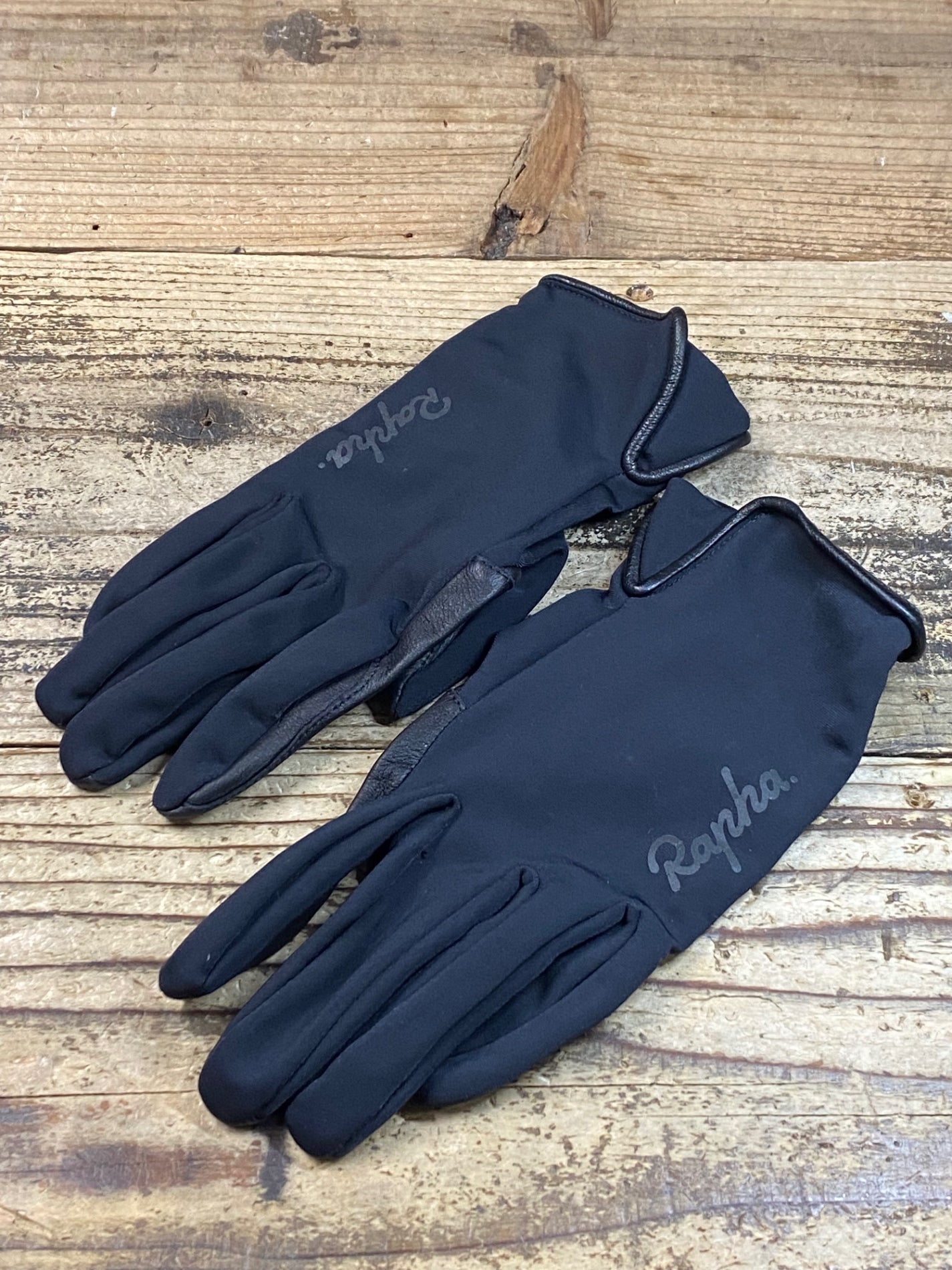 JU403 ラファ Rapha CLASSIC GLOVES 長指 グローブ 黒 L 裏起毛 – BICI