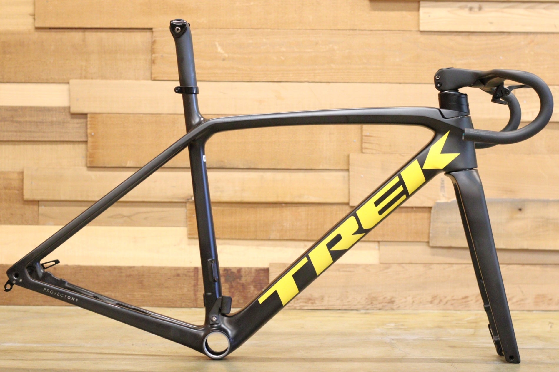 TREK 「トレック」 EMONDA SLR RSL 2017年モデル フレームセット 2021トレック Project One｜EMONDA SLR（エモンダ・エスエルアール）ご