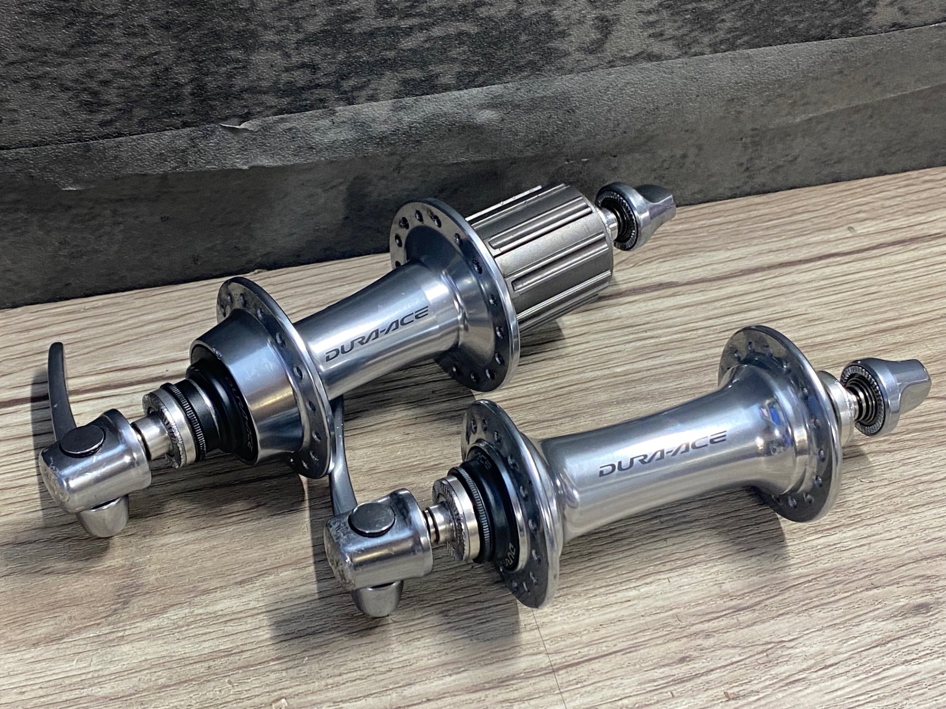 KF087 シマノ SHIMANO デュラエース DURA-ACE HB-7900 FH-7900 ハブ