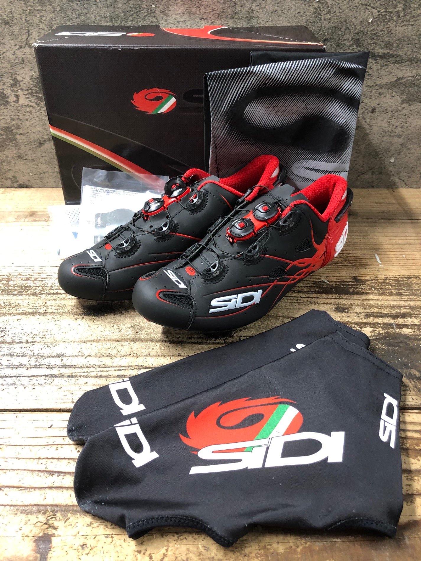 KB427 シディ SIDI SHOT MATT ビンディングシューズ 黒 赤 EU41 3穴