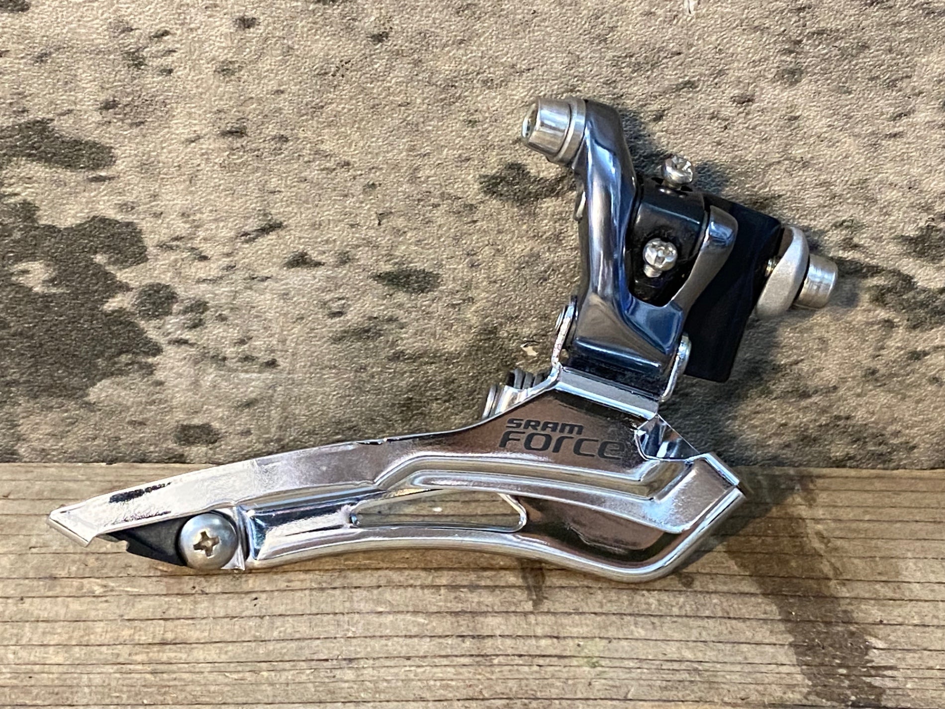 KA451 スラム SRAM フォース FORCE フロントディレイラー 直付 2S