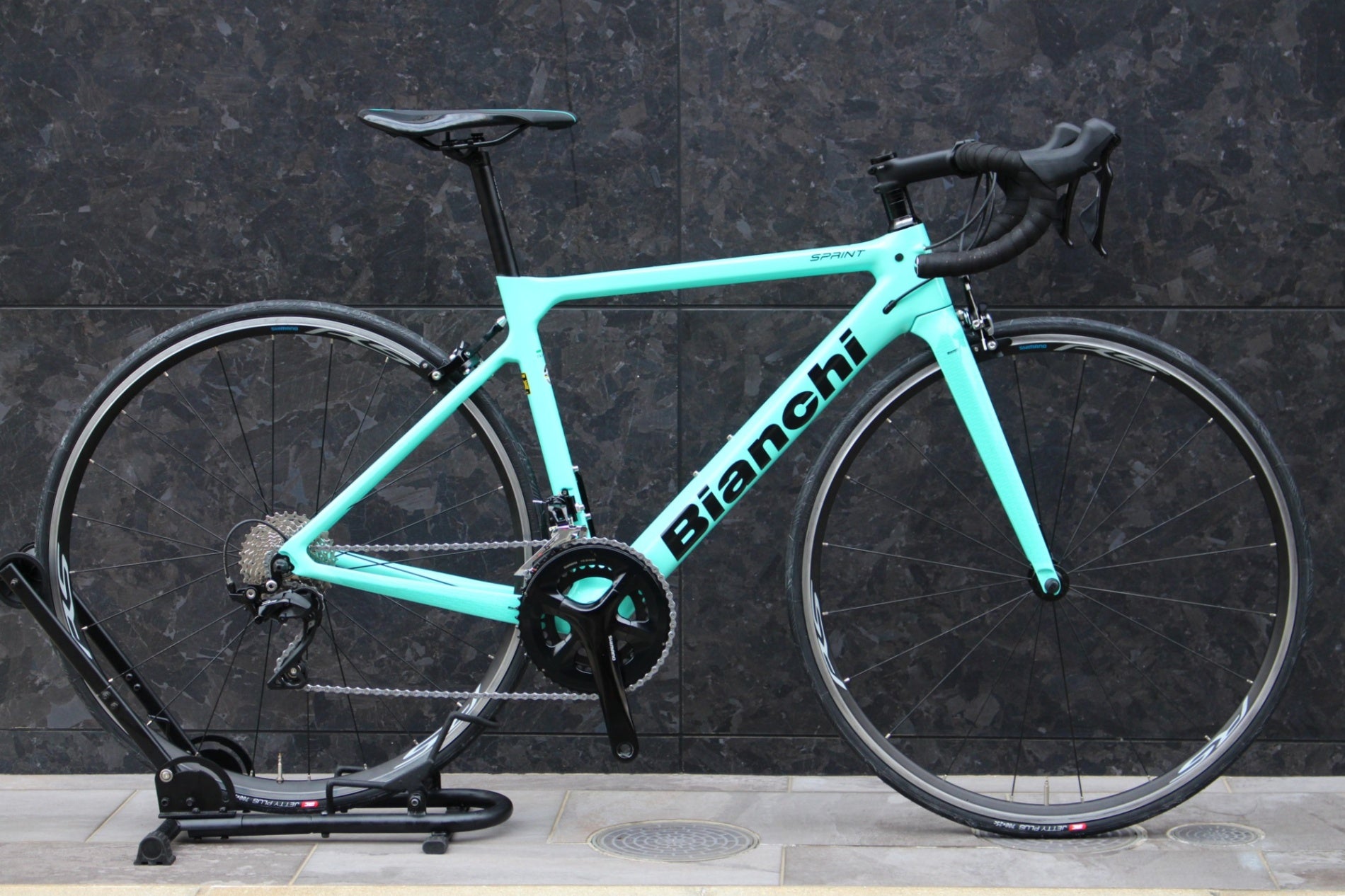 Bianchi ビアンキ　ロードバイク　フルカーボン ビアンキ BIANCHI スプリント SPRINT 2023 50サイズ シマノ 105 R7000