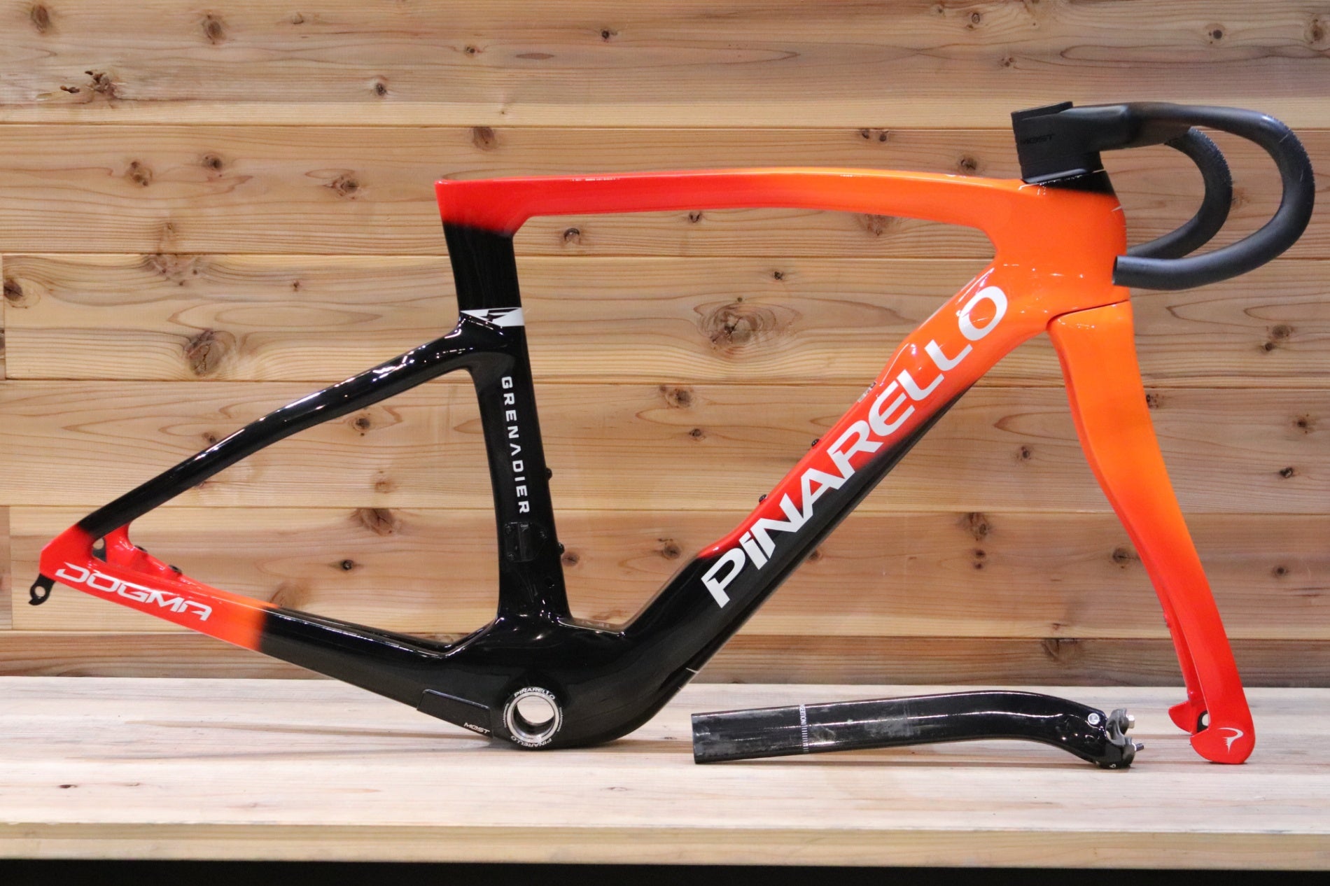 ピナレロ PINARELLO ドグマ DOGMA F DISK 2025モデル 465サイズ TALON