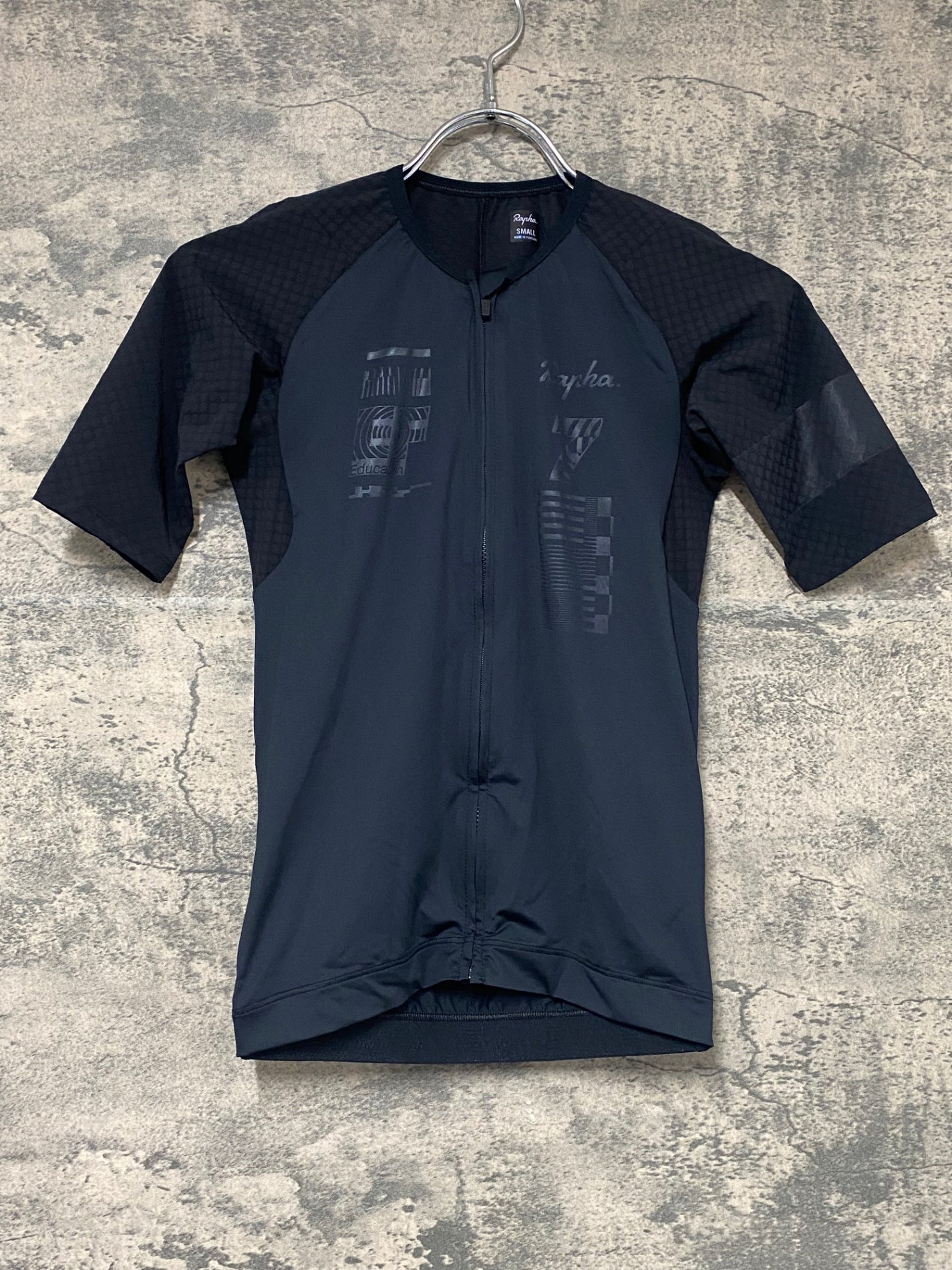KJ684 ラファ Rapha MEN'S PRO TEAM AERO JERSEY - BLACKOUT 半袖
