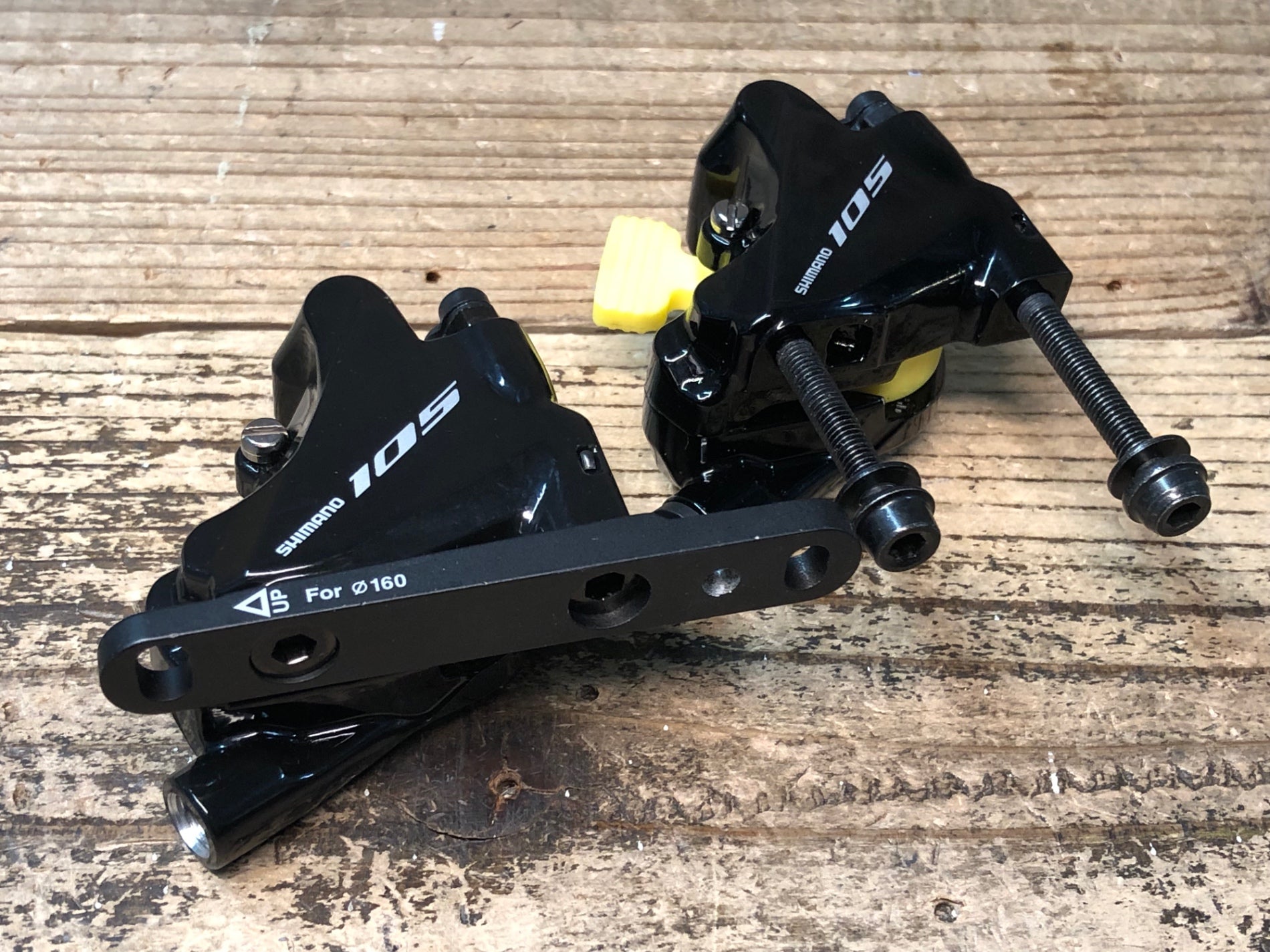 Shimano 105 BR-R7070 油圧 ブレーキキャリパー 前後セット JQ307 シマノ SHIMANO 105 BR-R7070 ディスクブレーキ キャリパー 前後