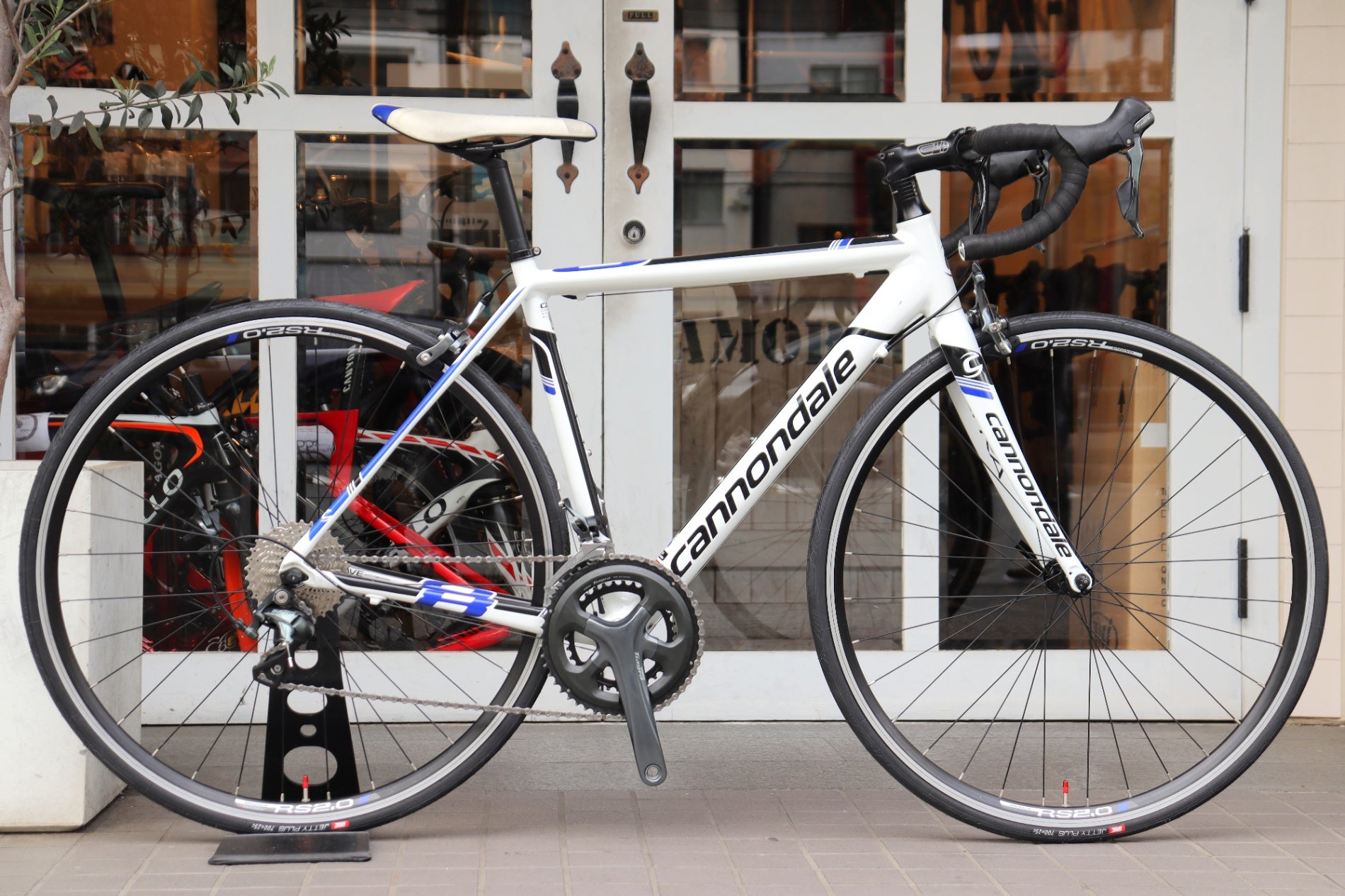 Cannondale キャノンデール　CAAD キャド　8 ティアグラ CANNONDALE CAAD8 TIAGRA（キャノンデール キャド8 ティアグラ