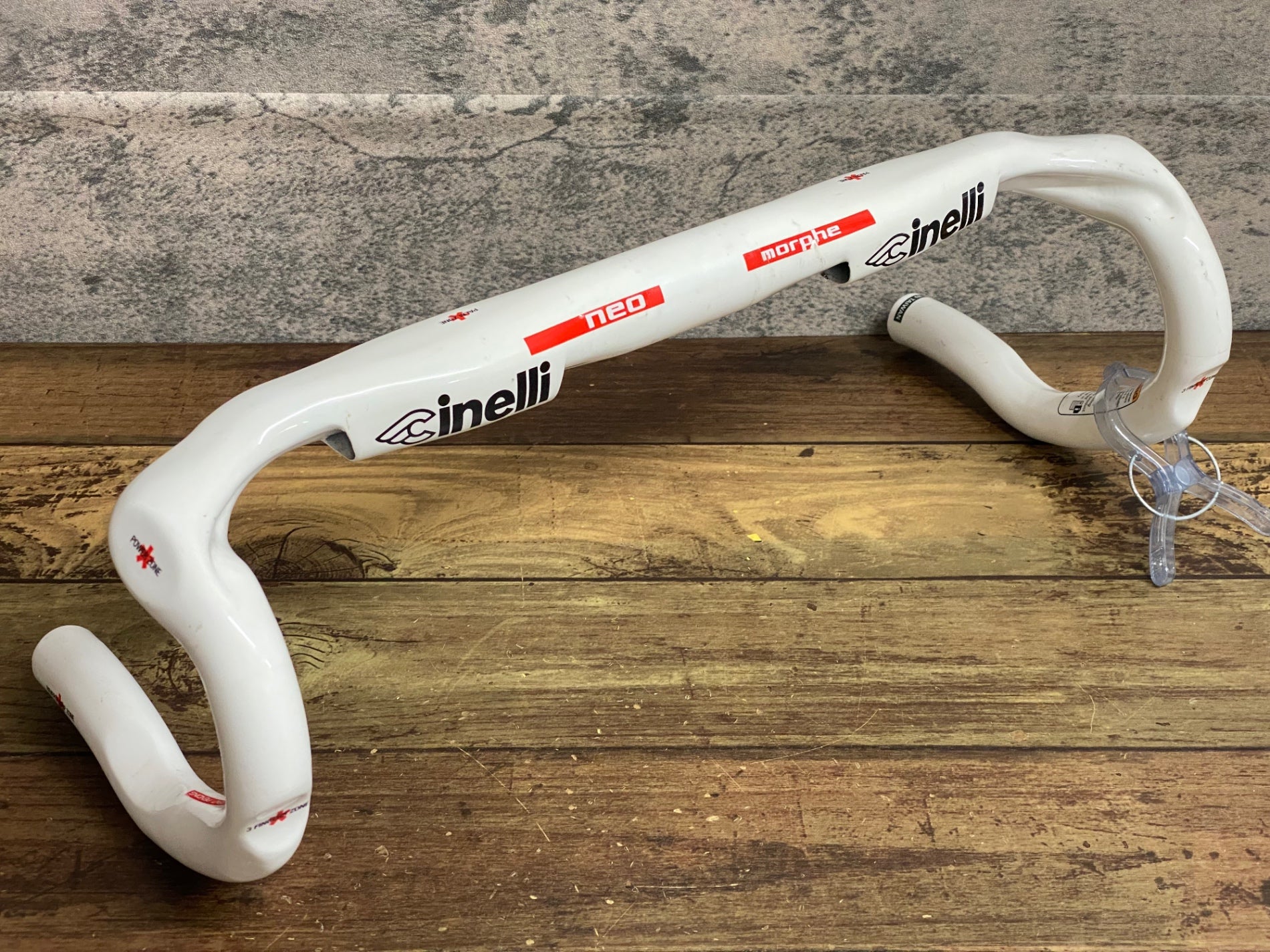 JQ544 チネリ cinelli neo morphe カーボンドロップハンドル 白 エンド