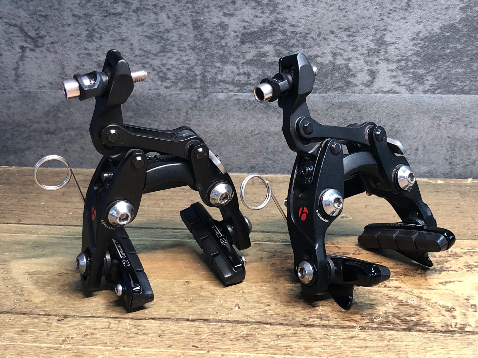 JJ434 ボントレガー BONTRAGER Speedstop Integrated キャリパー