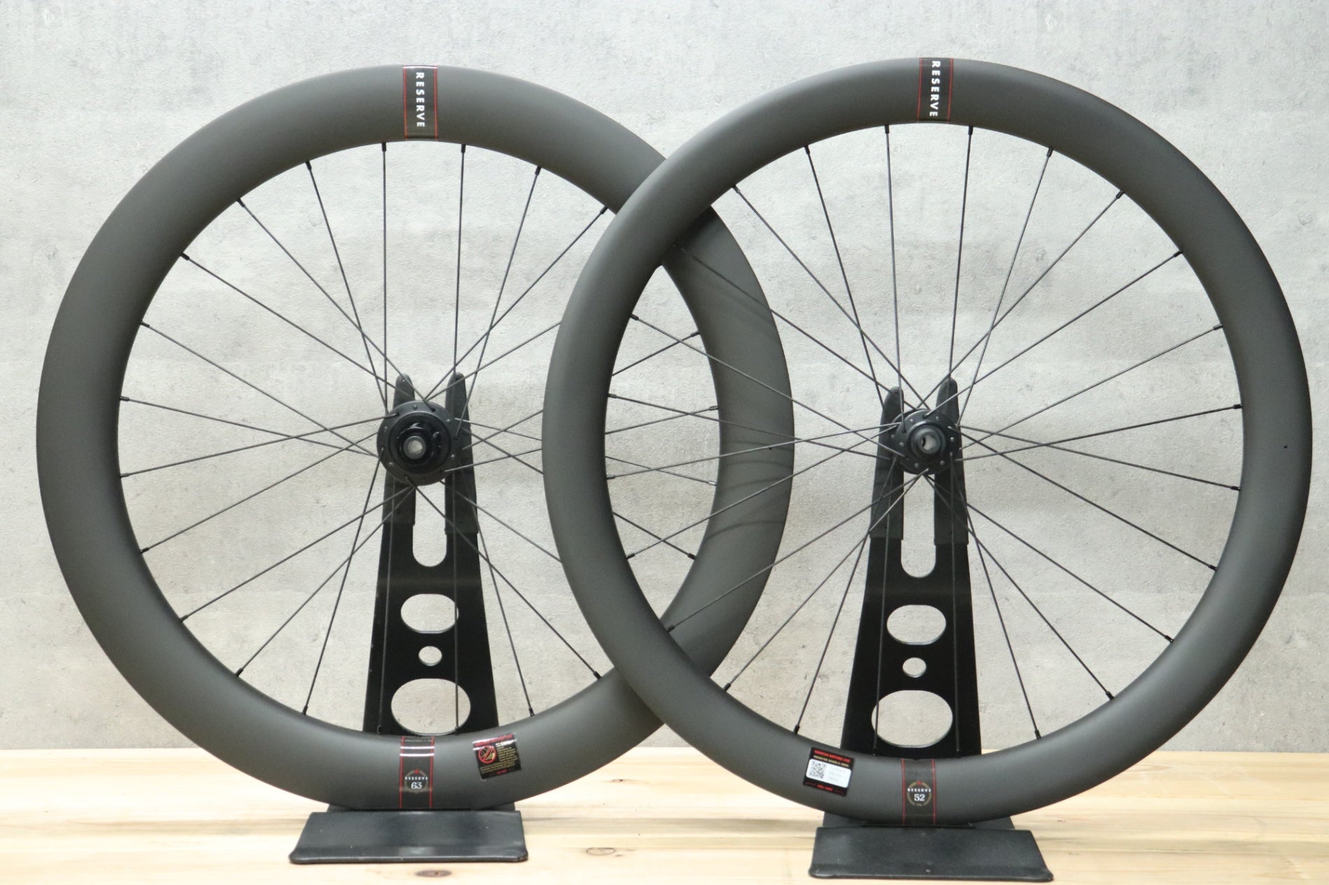 リザーブ RESERVE 52/63 DISC カーボン チューブレスレディ ディスク