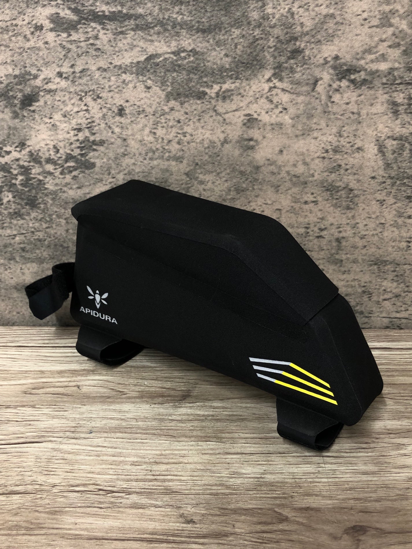 JY343 アピデュラ APIDURA RACING TOP TUBE PACK 1L トップチューブ