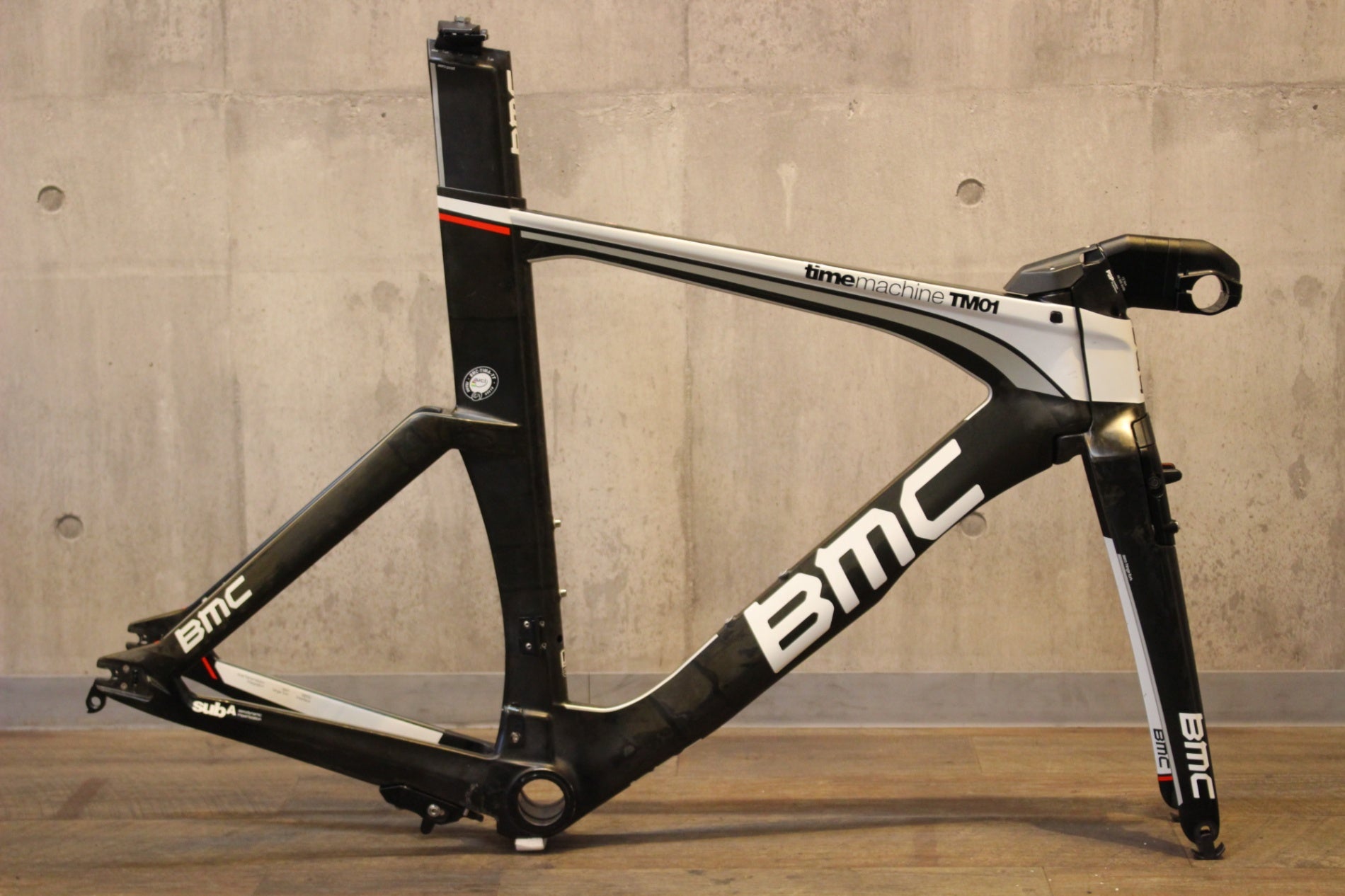 BMC タイムマシン TM01 TIMEMACHINE 2013 M-SHORTサイズ カーボン TT