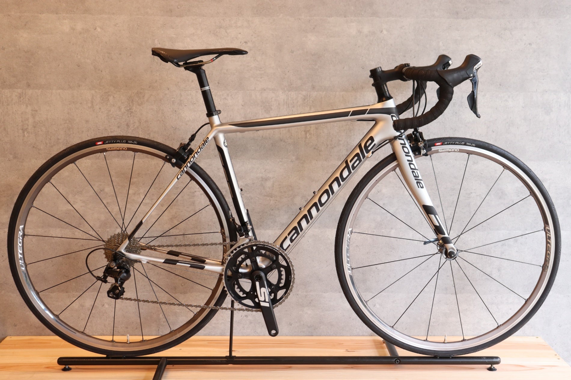 キャノンデール CANNONDALE スーパーシックスエボ SUPERSIX EVO 2016