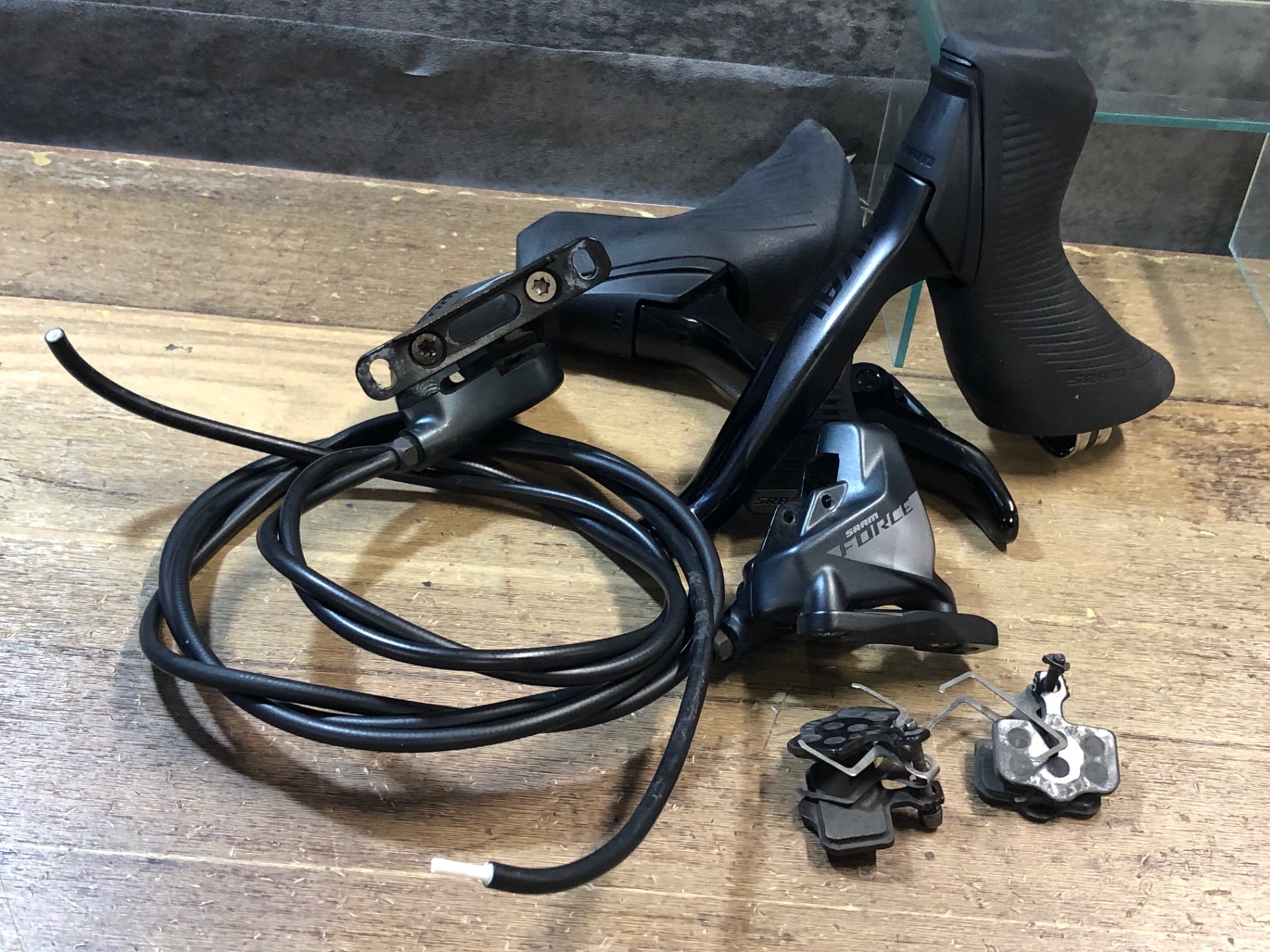 JV928 スラム SRAM RIVAL ETAP AXS D1 レバーキャリパーセット 2x12S