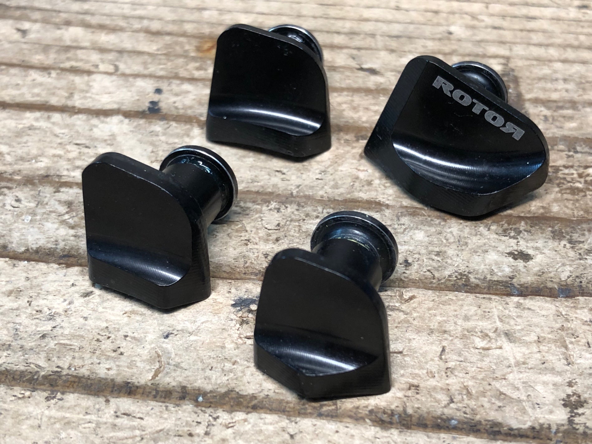 ROTOR Power LT ボルト欠品　アウターチェーンリング付き JI439 ローター ROTOR チェーンリングボルトセット FC-R9100用 – BICI