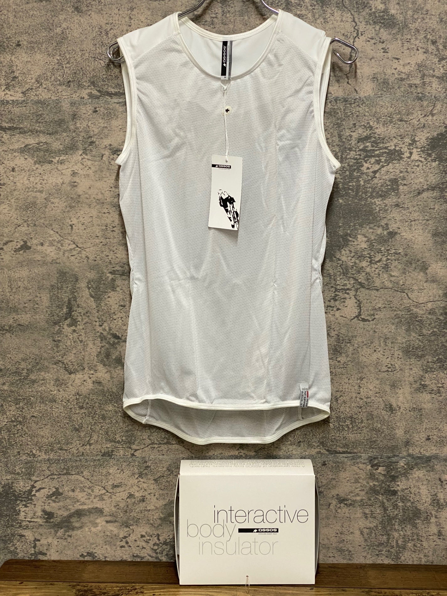 JQ347 アソス ASSOS hot Summer Later active ベースレイヤー 白 M