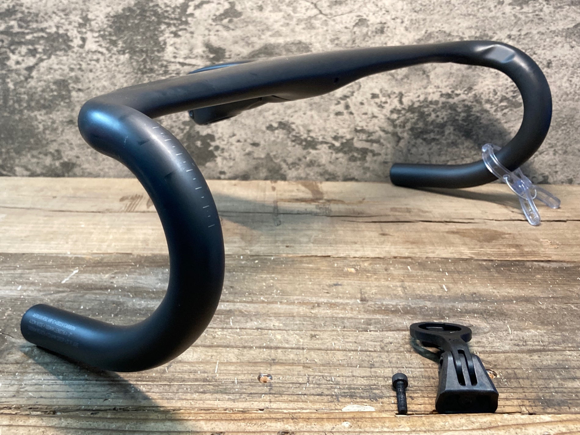 IQ366 ボントレガー BONTRAGER アイオロス AEOLUS RSL VR-C カーボン