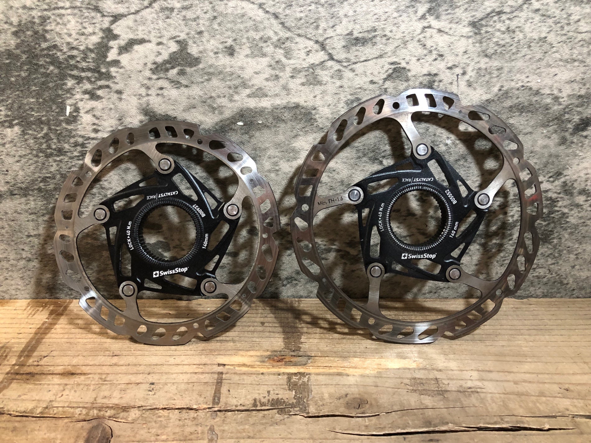 JV123 スイスストップ Swiss Stop CATALYST RACE ディスクブレーキ