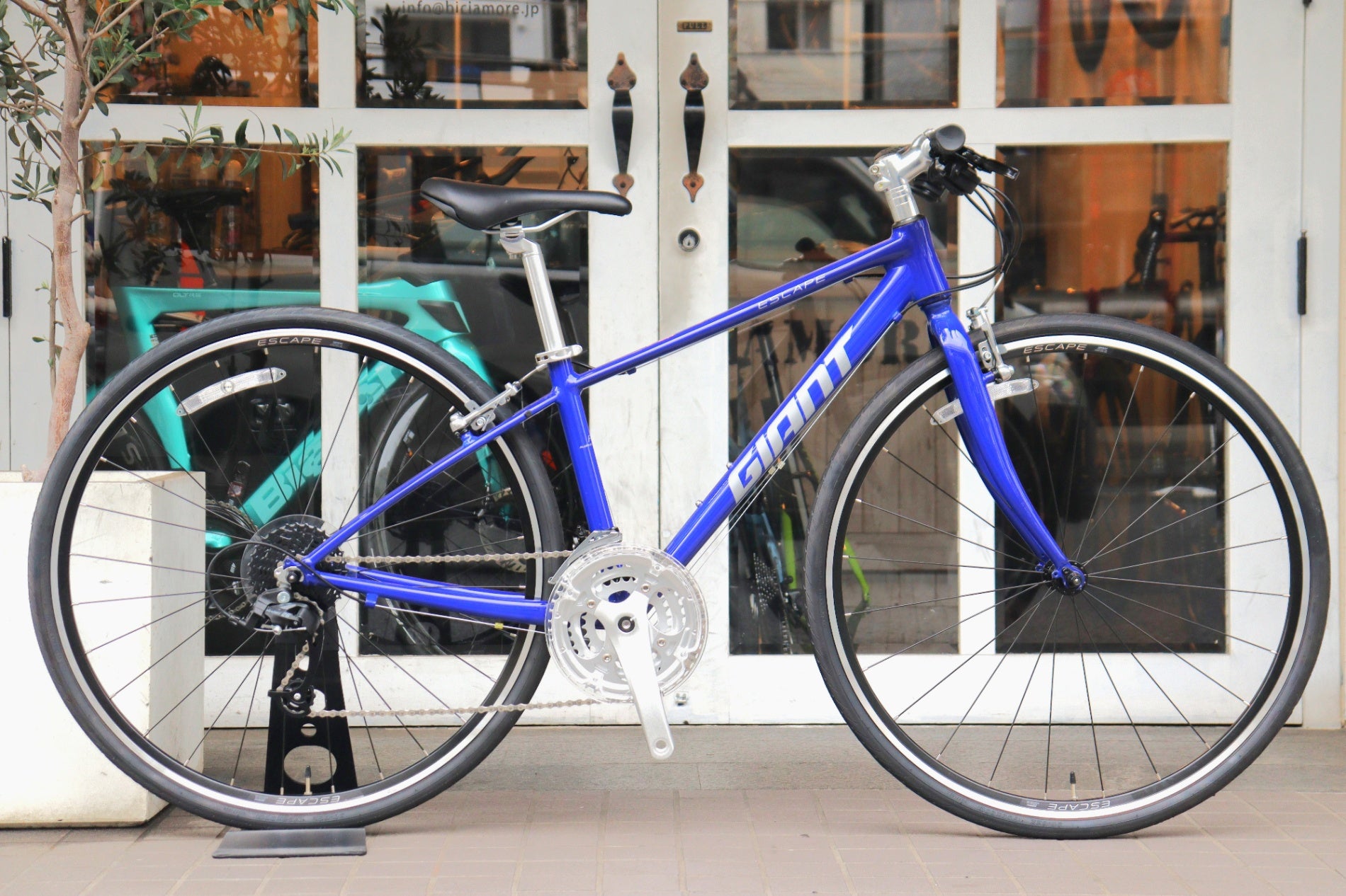 未使用】 ジャイアント GIANT エスケープ ESCAPE R3 MS 2023モデル XXS