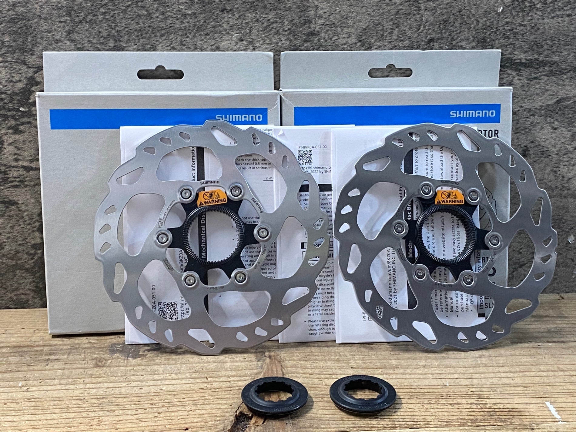 シマノ ディスクブレーキローター SM-RT70 160ｍｍ　A JZ413 シマノ SHIMANO SM-RT70 DISC ローター Φ160 2枚セット – BICI