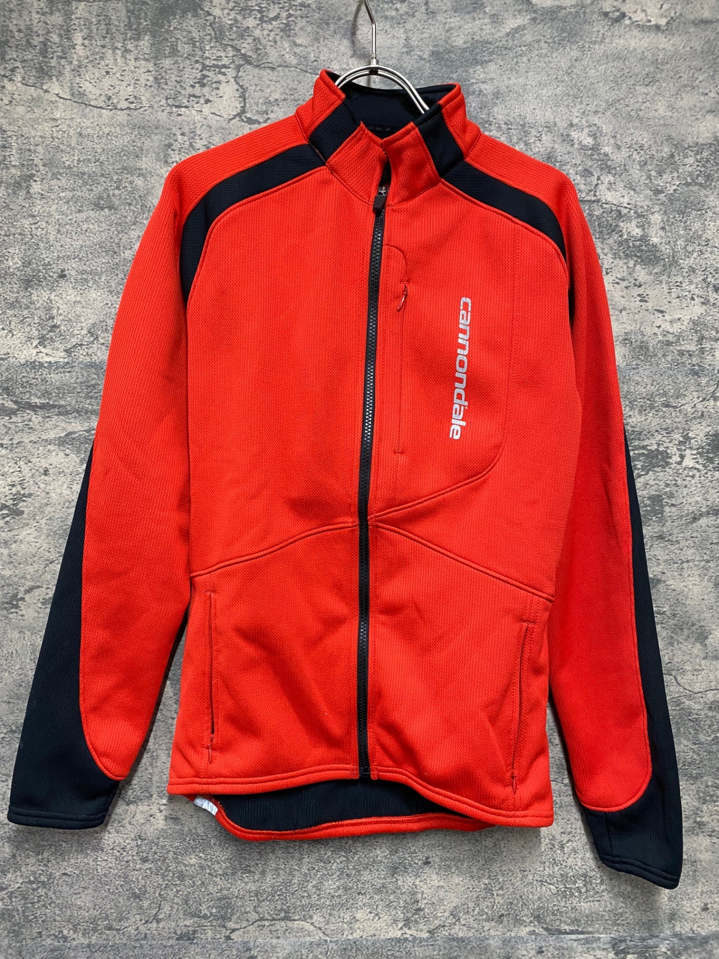 【キャノンデール】cannondale サイクルジャージ　長袖 JE068 キャノンデール cannondale 長袖 サイクルジャージ 赤 黒 S 裏
