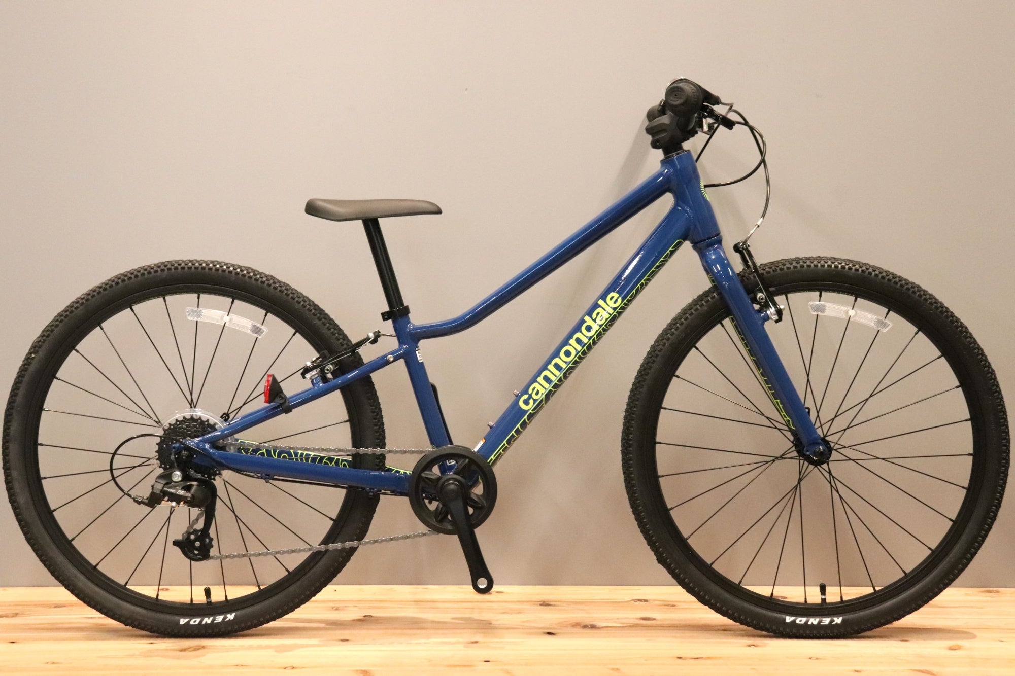 未使用 キャノンデール CANNONDALE キッズ クイック Kids Quick 24