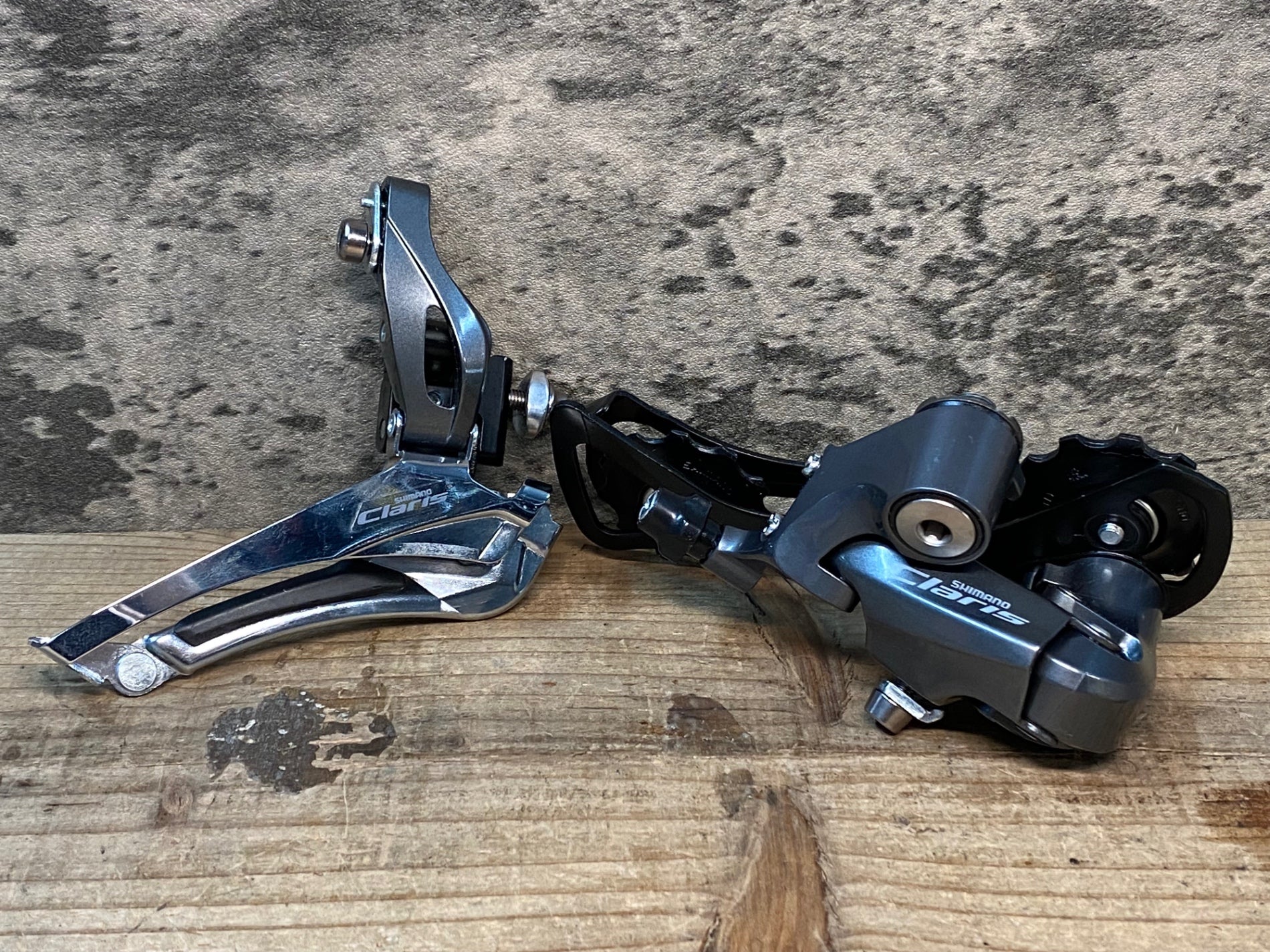 JC952 シマノ SHIMANO クラリス CLARIS FD-R2000 RD-R2000 フロント