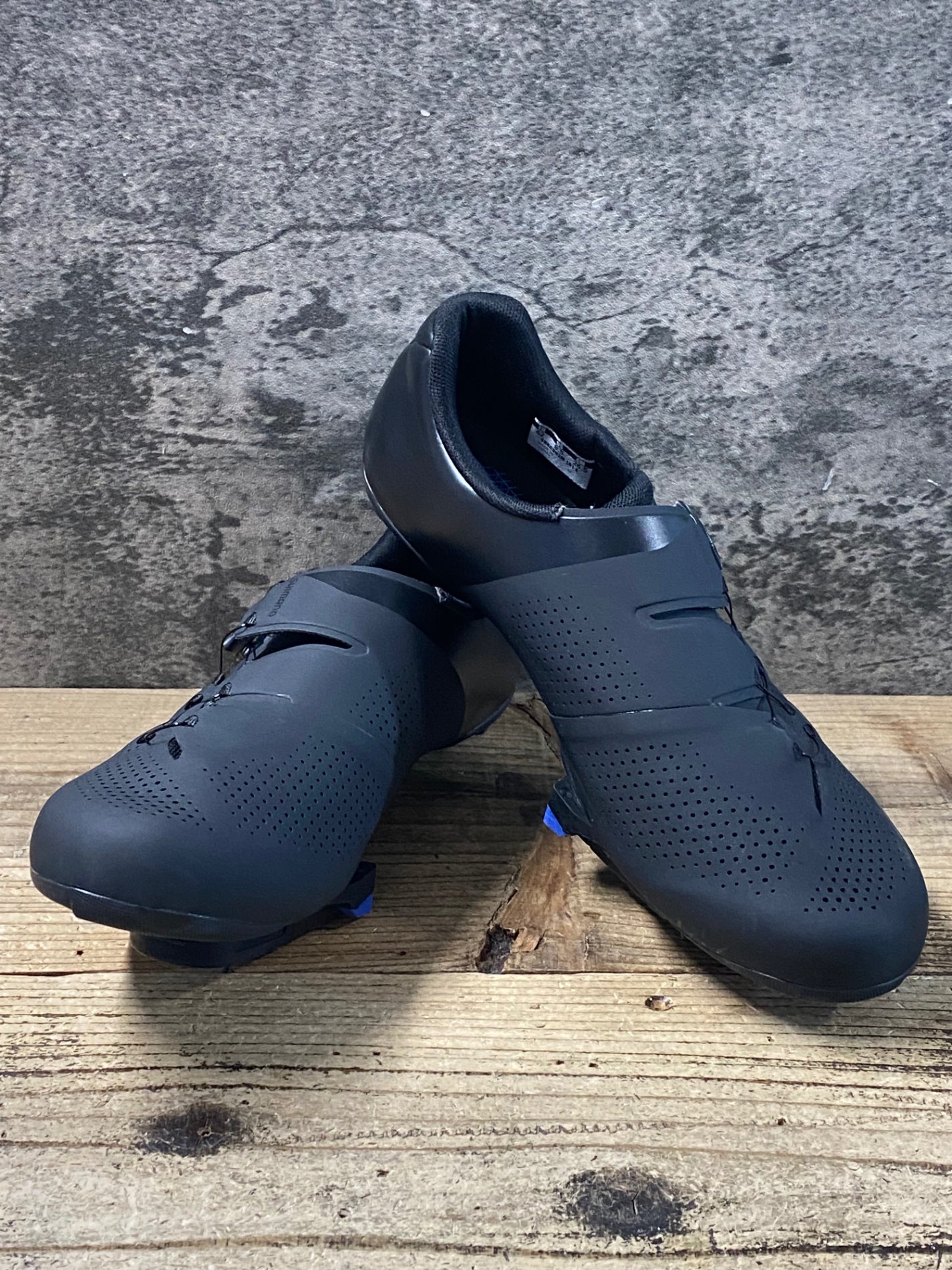 KG692 シマノ SHIMANO RC3 SHRC302M L01 ビンディングシューズ EU42