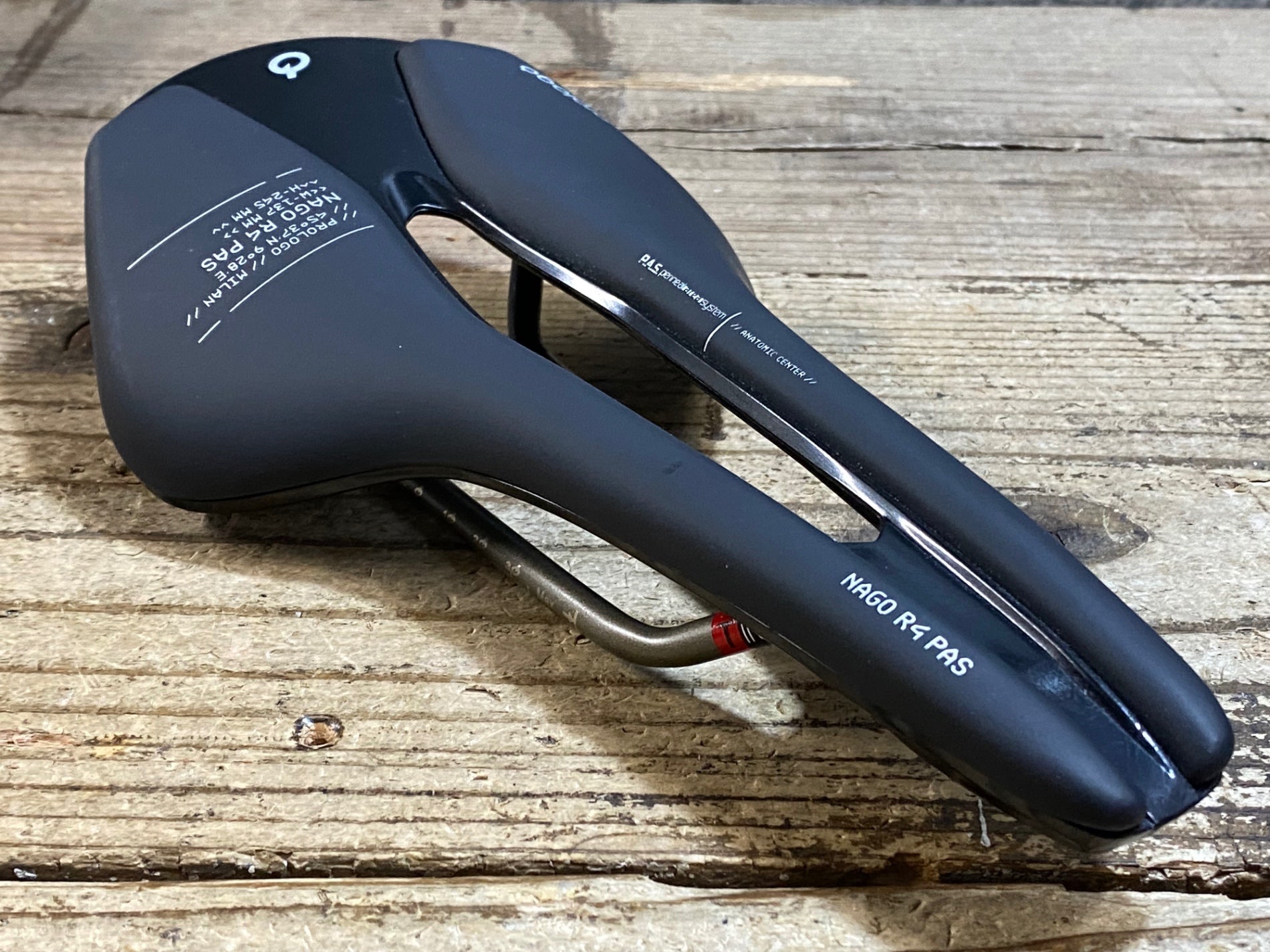KC317 プロロゴ prologo NAGO R4 PAS サドル 黒 137mm Tirox レール