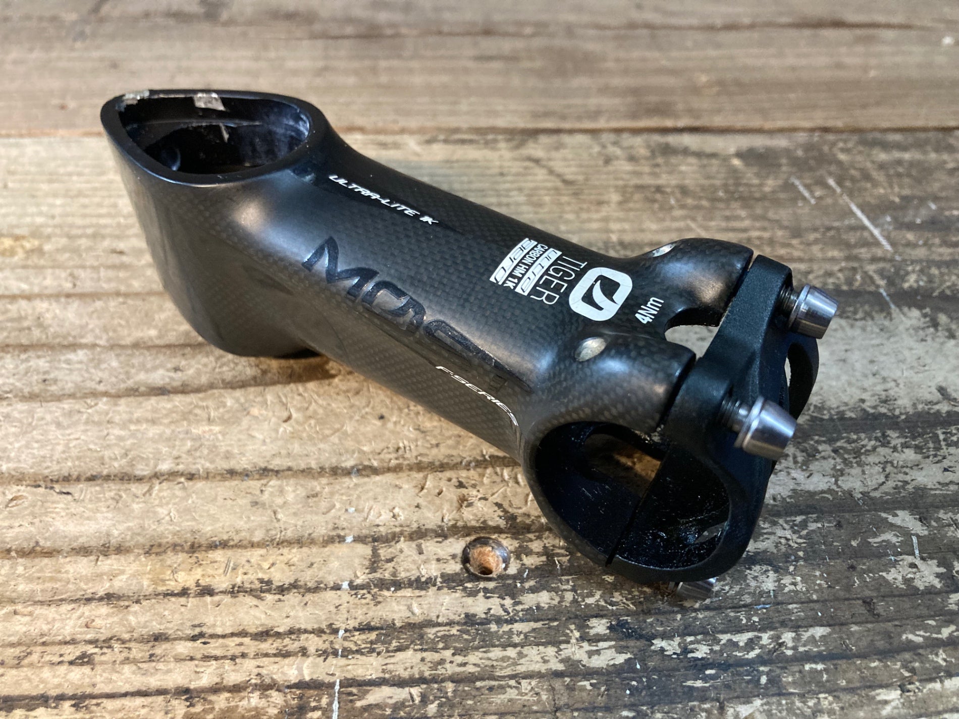 JN860 モスト MOST TIGER ULTRA AERO 1K CARBON ステム 黒 OS φ31.8