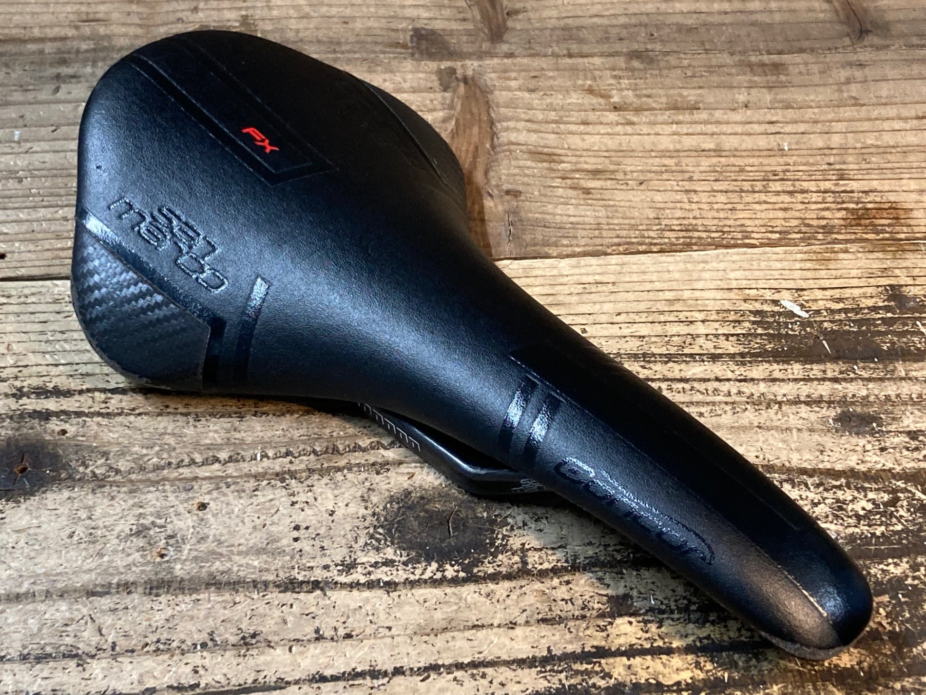 JV873 サンマルコ san marco Concor CARBON FX WIDE サドル 黒 143mm