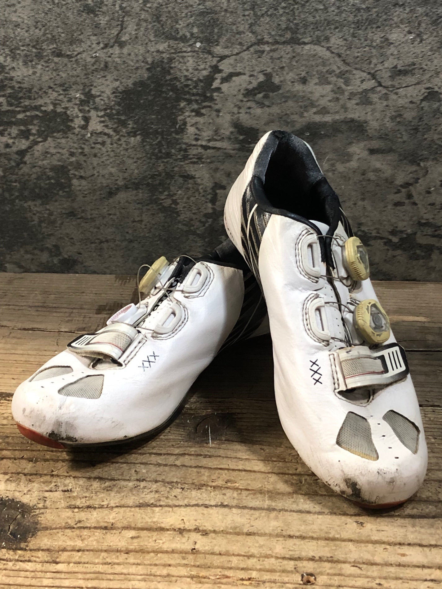 JT208 ボントレガー BONTRAGER XXX ビンディングシューズ 白 黒 EU39