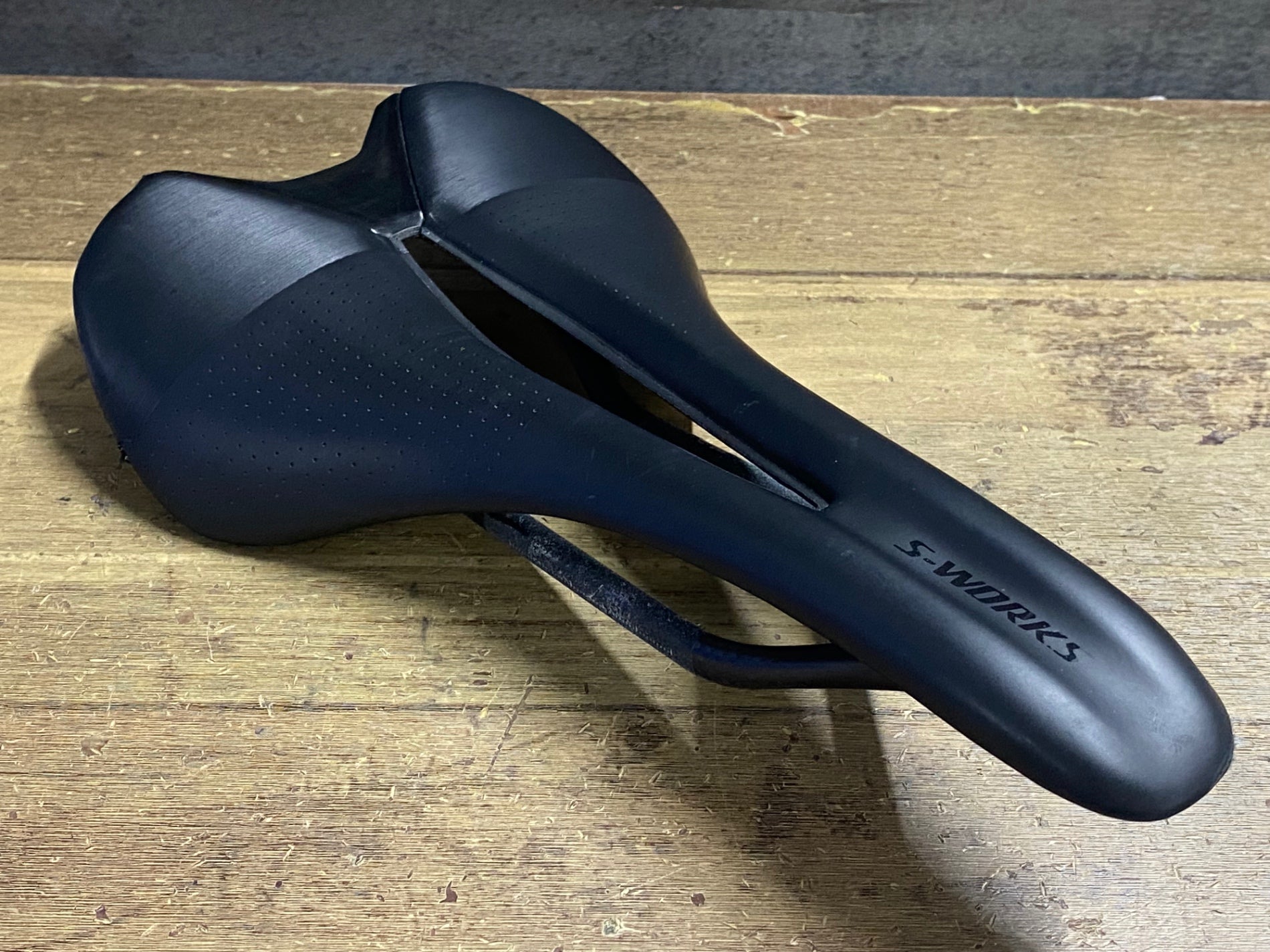 KC452 スペシャライズド SPECIALIZED S-WORKS ROMIN EVO サドル 143mm