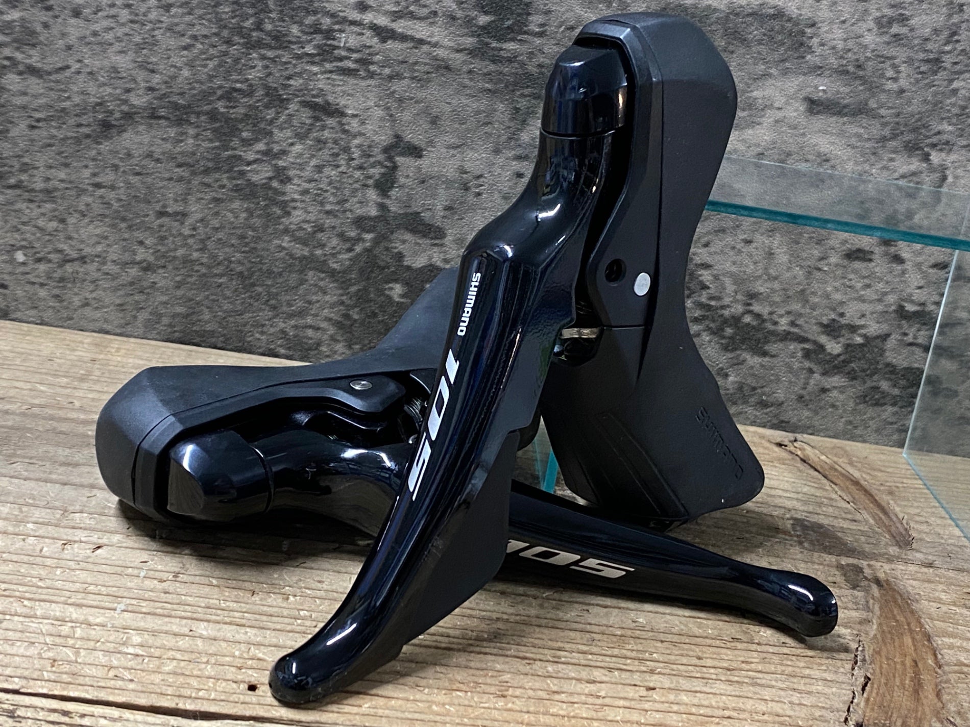 JU983 シマノ SHIMANO 105 ST-R7020 STIレバー セット 2x11s 油圧 後期