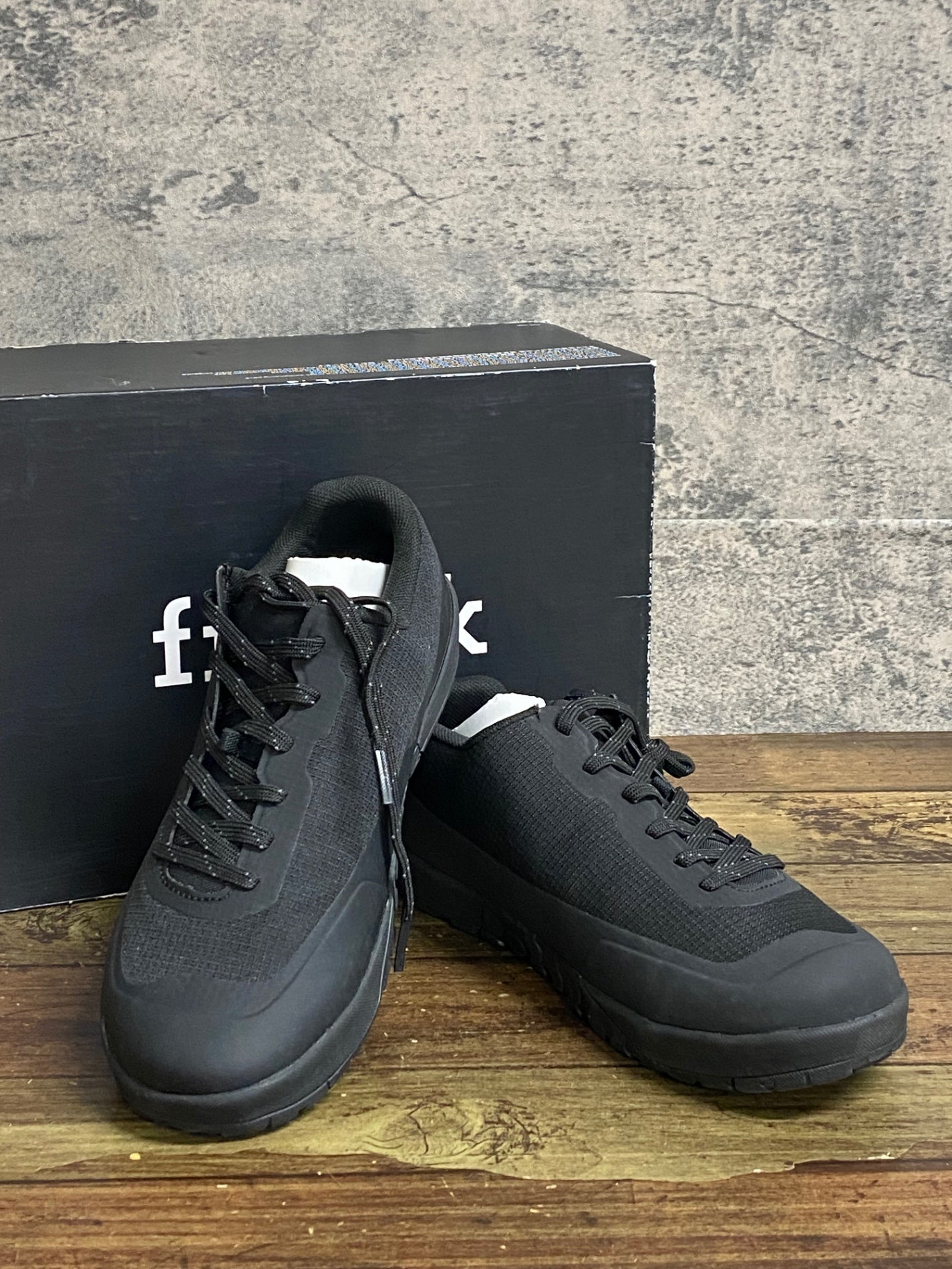 JY003 フィジーク fizik GRAVITA VERSOR FLAT フラットシューズ レース