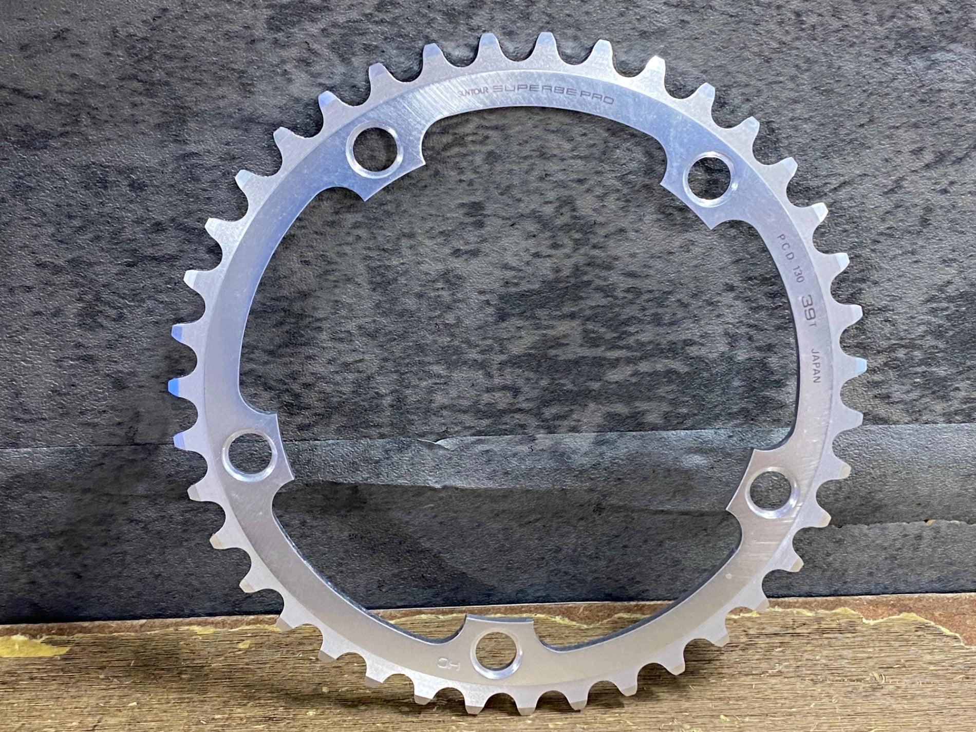 KO083 サンツアー SUNTOUR SUPERBE PRO インナーチェーンリング 39T