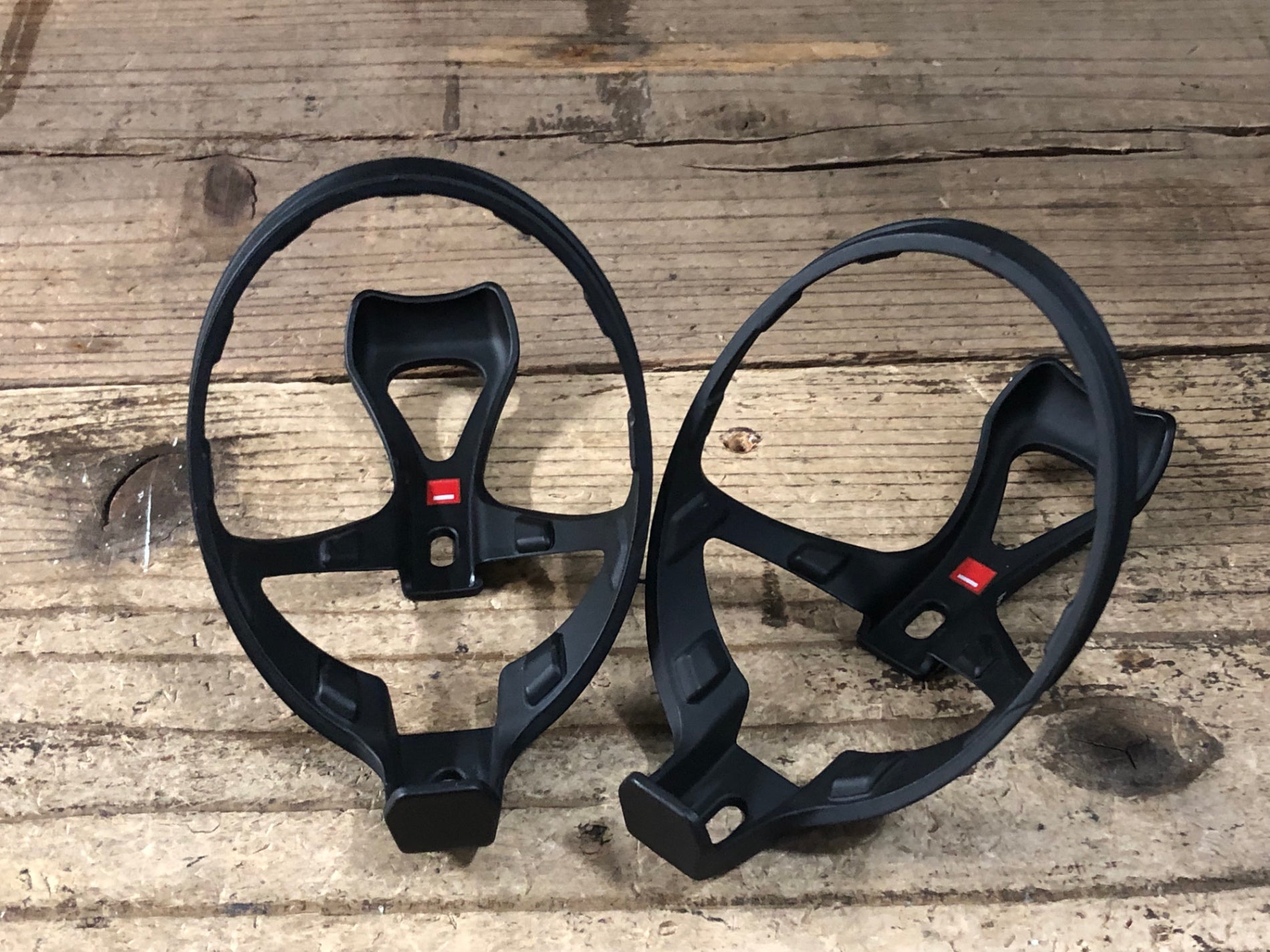 JQ851 エリート ELITE LEGGERO CARBON ボトルケージ 2個セット – BICI