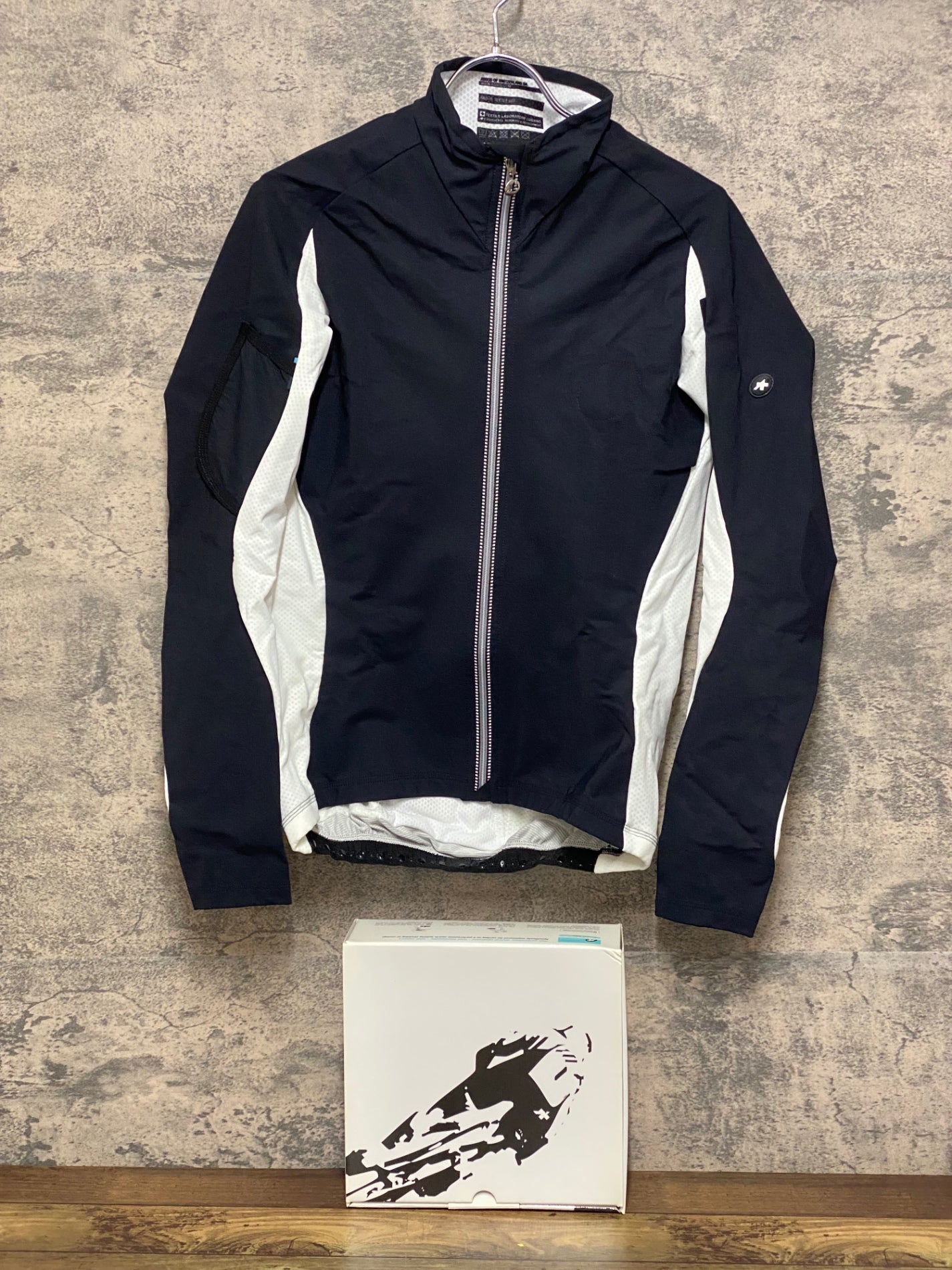 JQ145 アソス assos iJ haBu 長袖サイクルジャケット 黒白 M 裏起毛