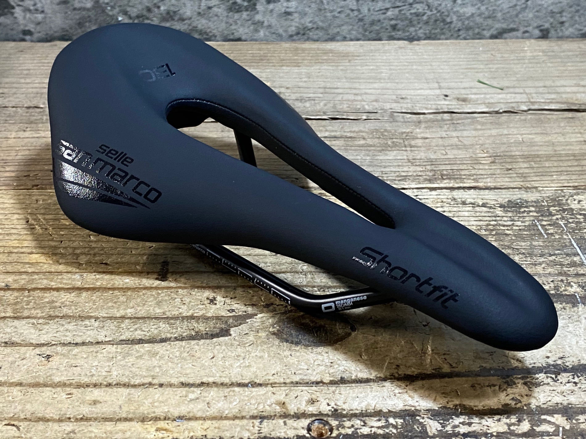 サザンベイ小三郎 KK768 サンマルコ san marco Shortfit 130 サドル manganeseレール