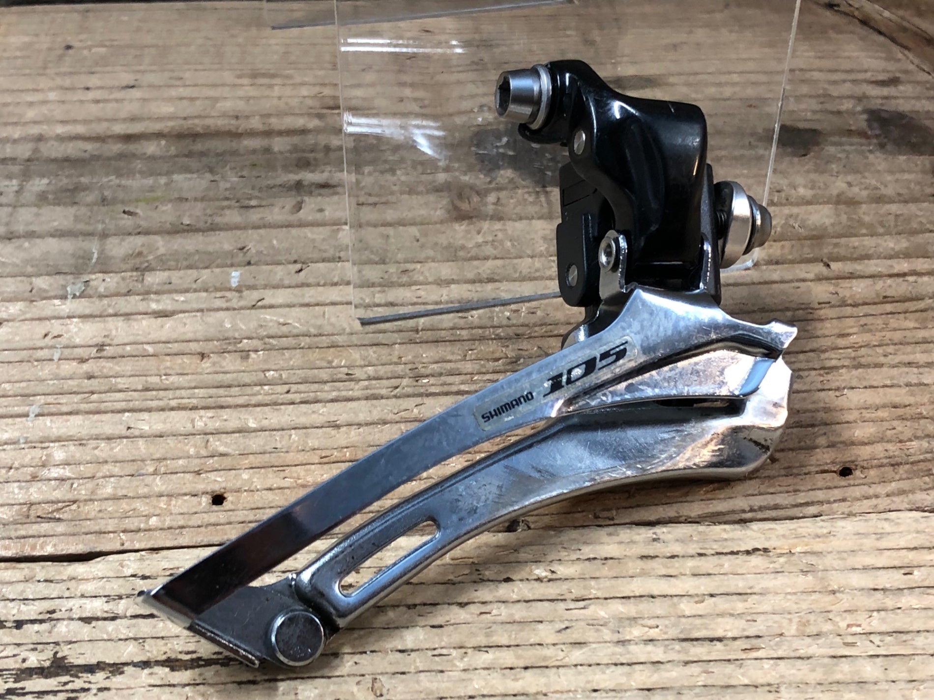 JQ270 シマノ SHIMANO 105 FD-5700 フロントディレイラー 直付 – BICI