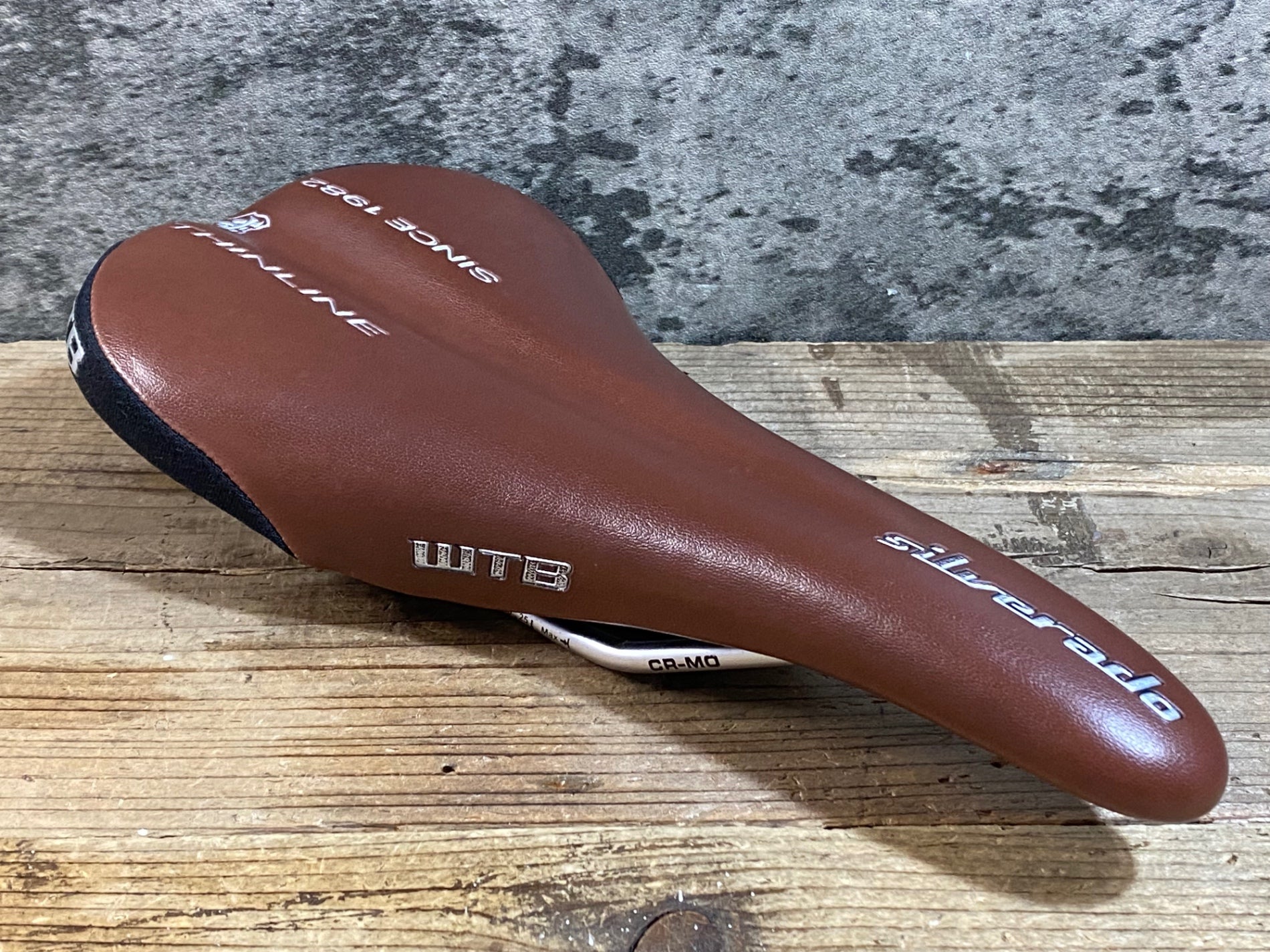 KE457 WTB SILVERADO サドル 茶 135mm CR-MOレール – BICI AMORE